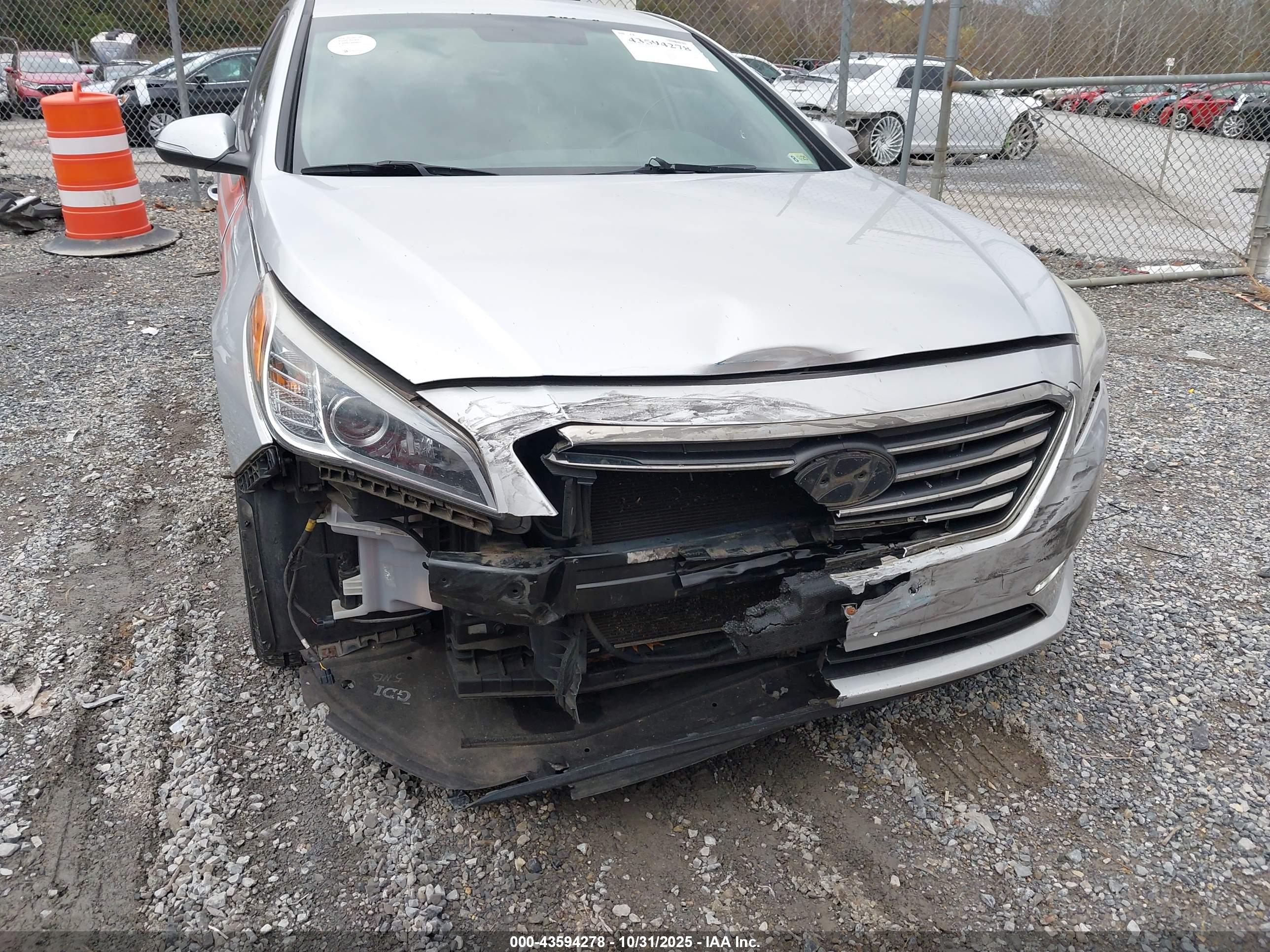 HYUNDAI SONATA image 6
