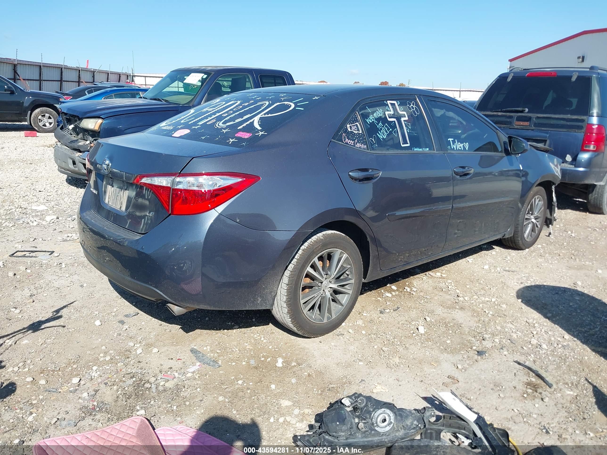 TOYOTA COROLLA image 4