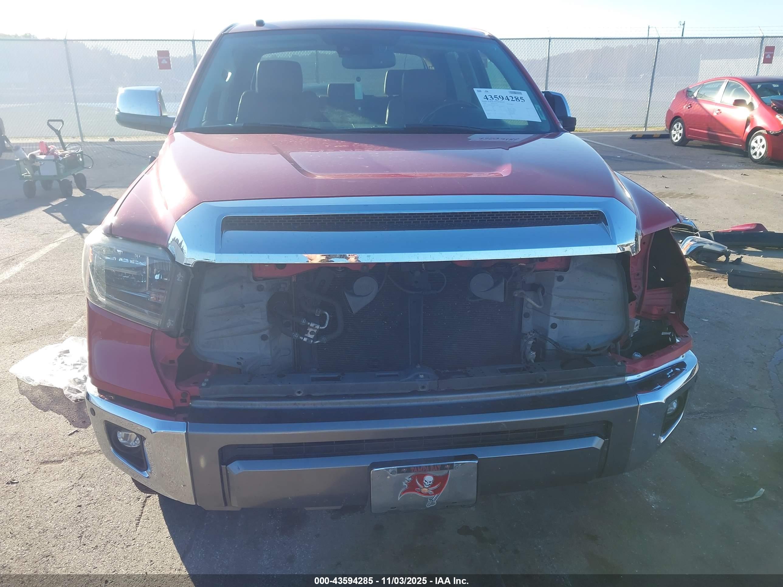 TOYOTA TUNDRA image 6