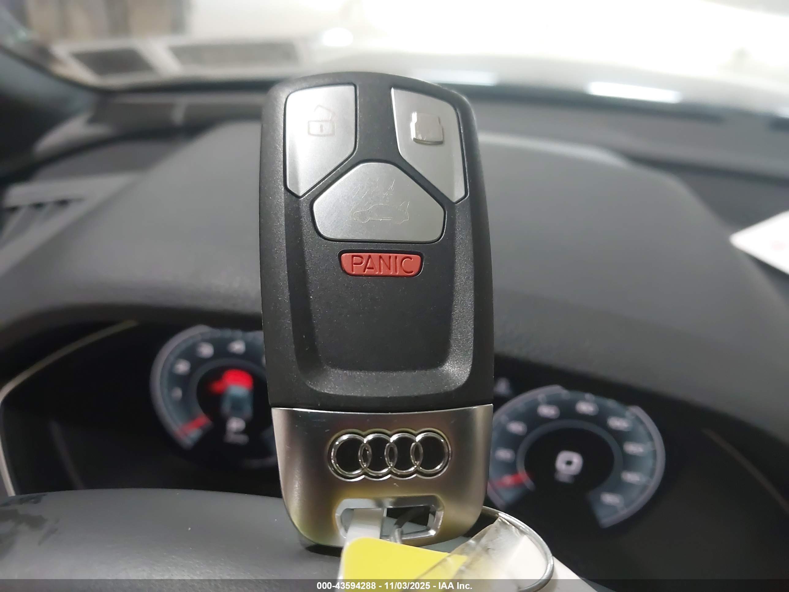 AUDI Q5 image 11