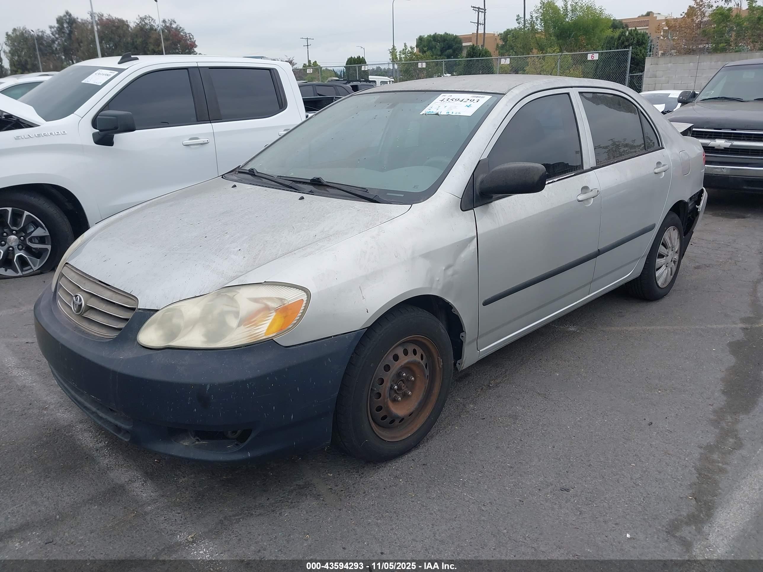 TOYOTA COROLLA image 2