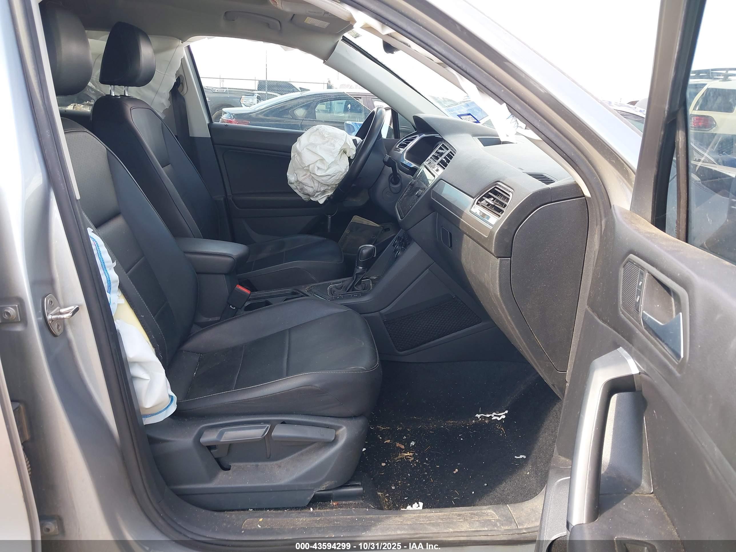 VOLKSWAGEN TIGUAN image 5