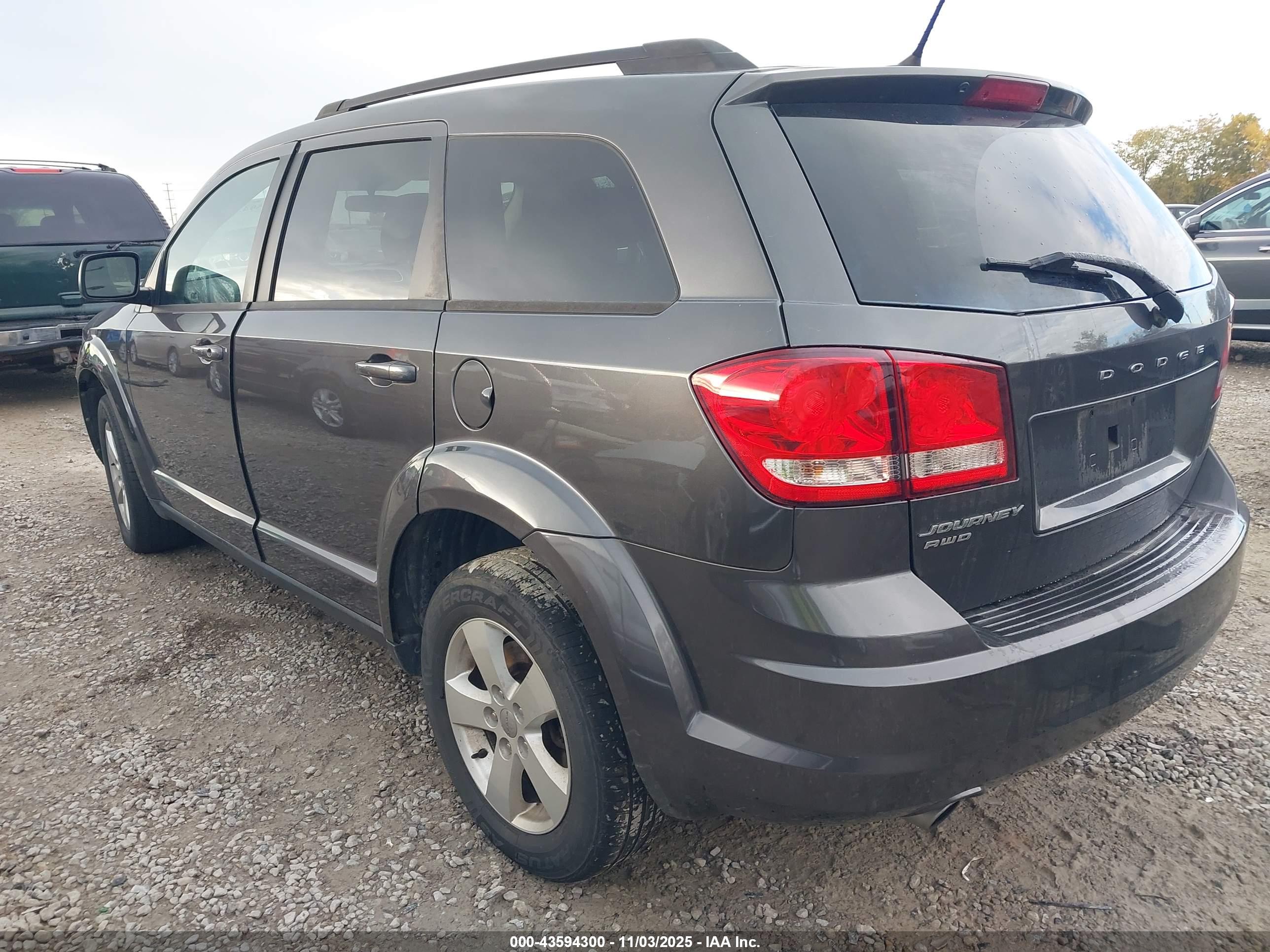 DODGE JOURNEY image 3
