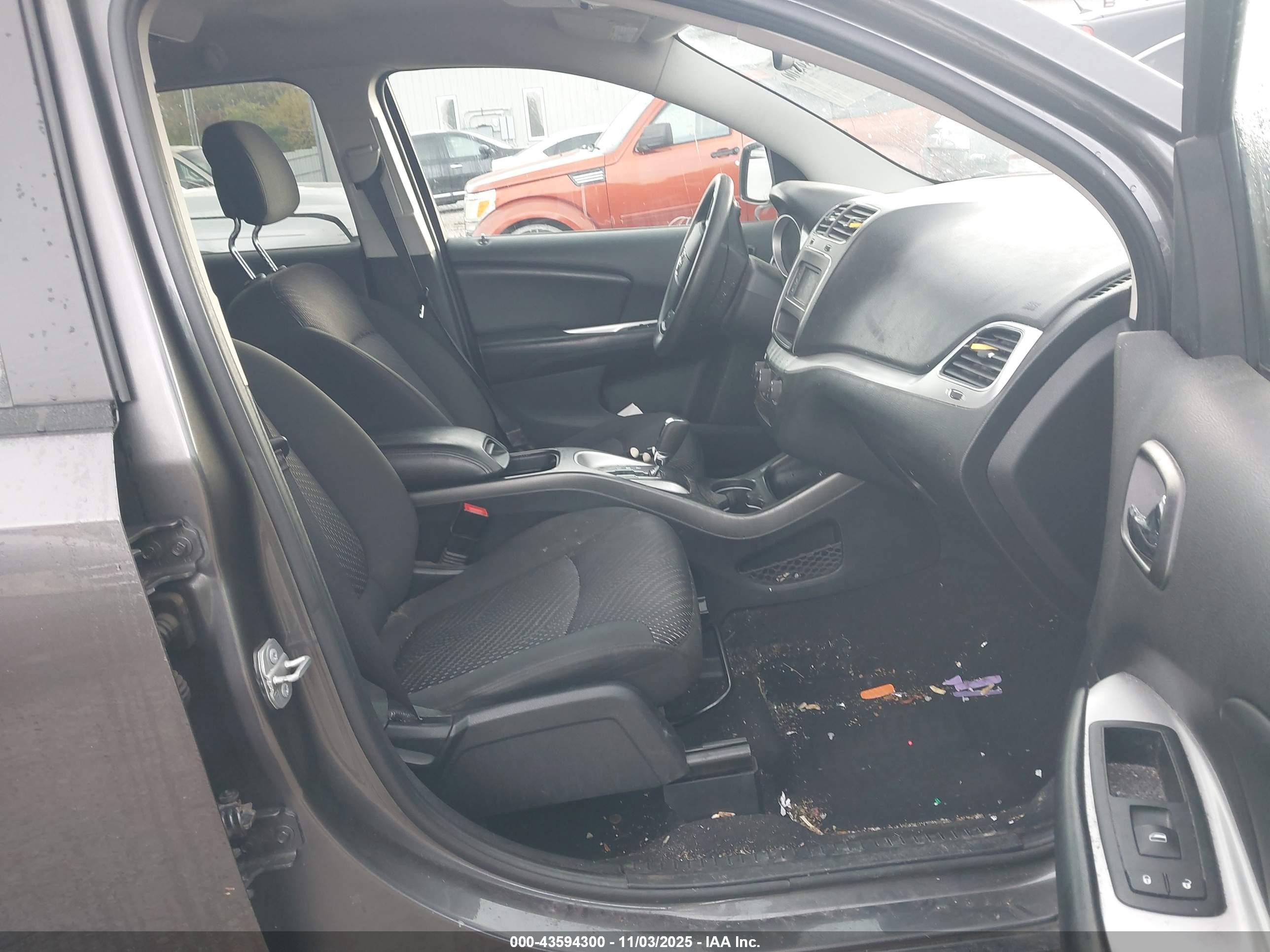DODGE JOURNEY image 5