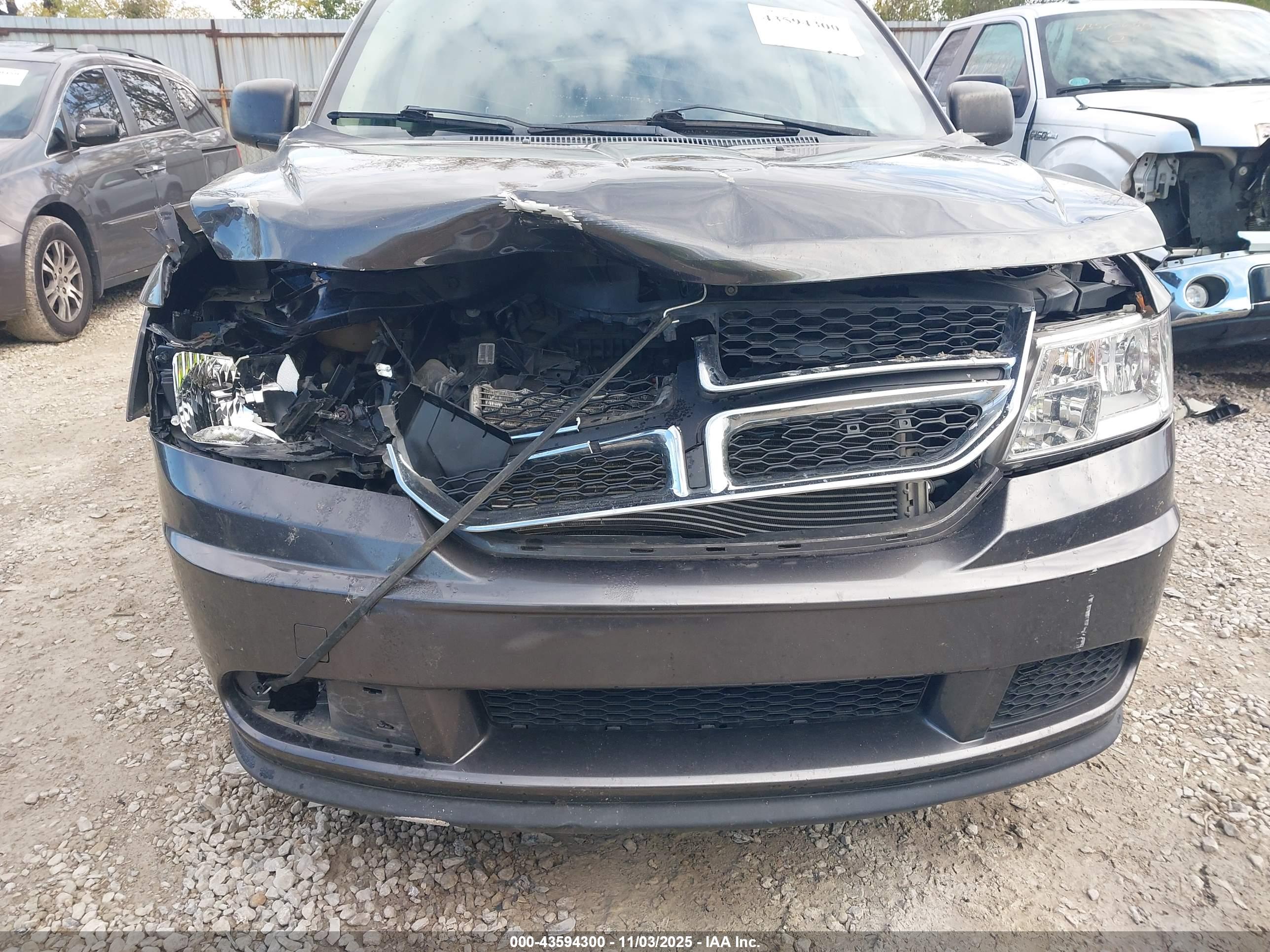 DODGE JOURNEY image 6