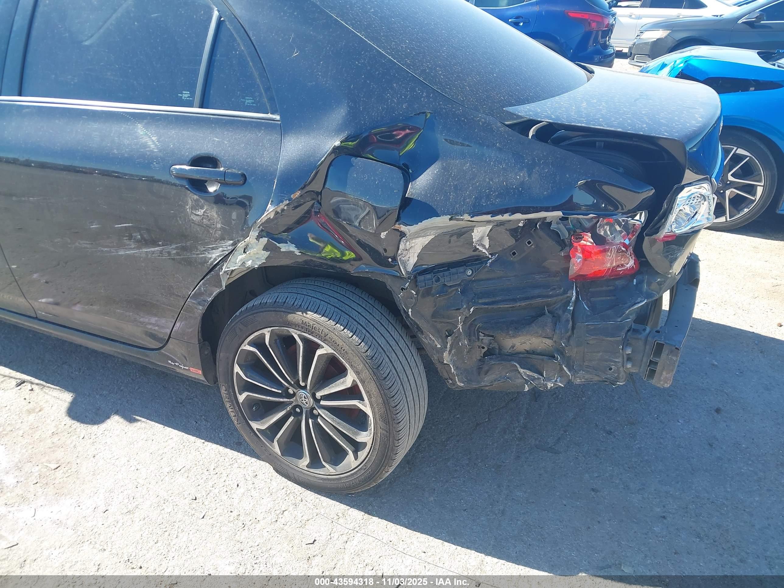 TOYOTA COROLLA image 6