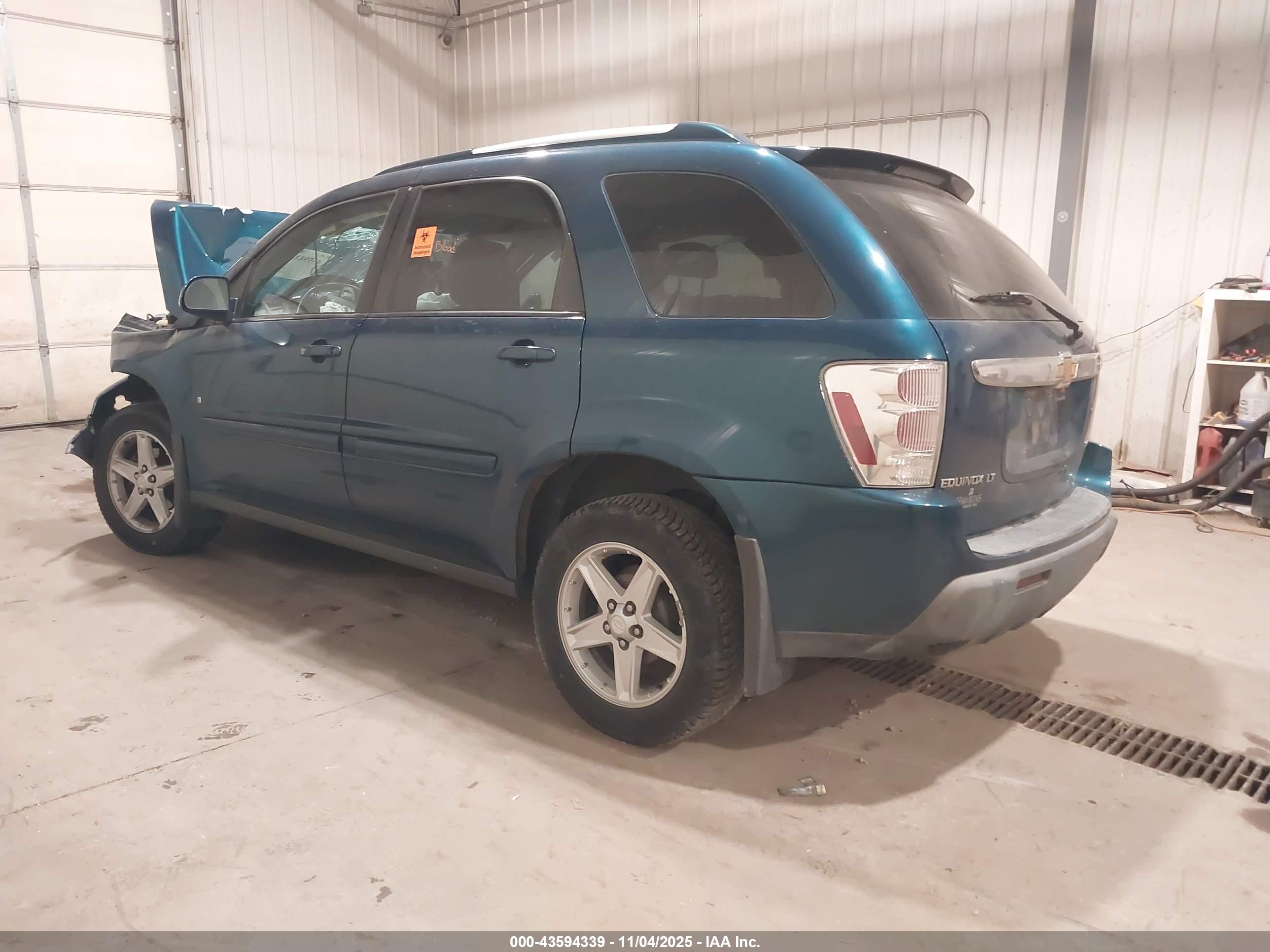 CHEVROLET EQUINOX image 3