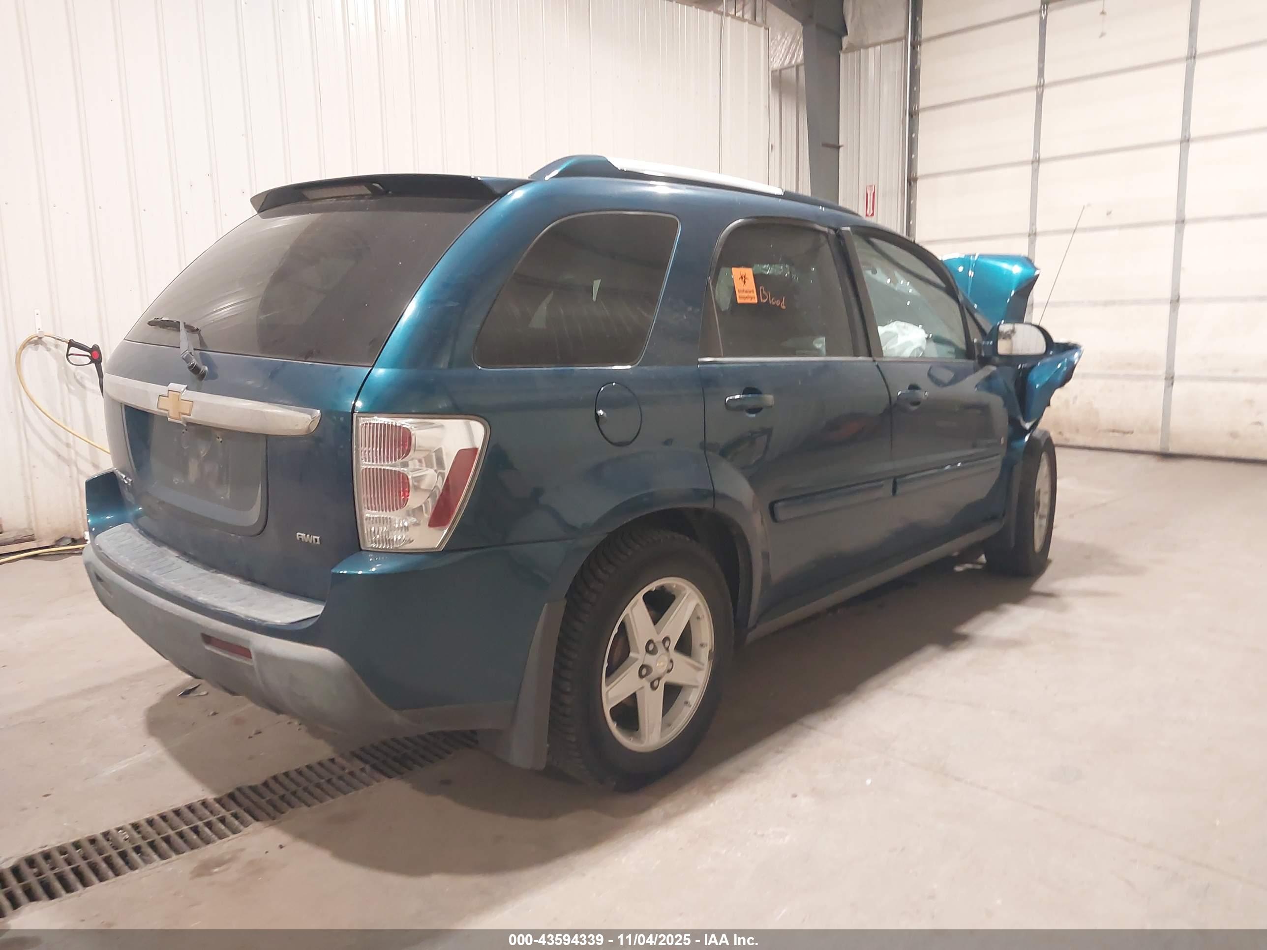 CHEVROLET EQUINOX image 4