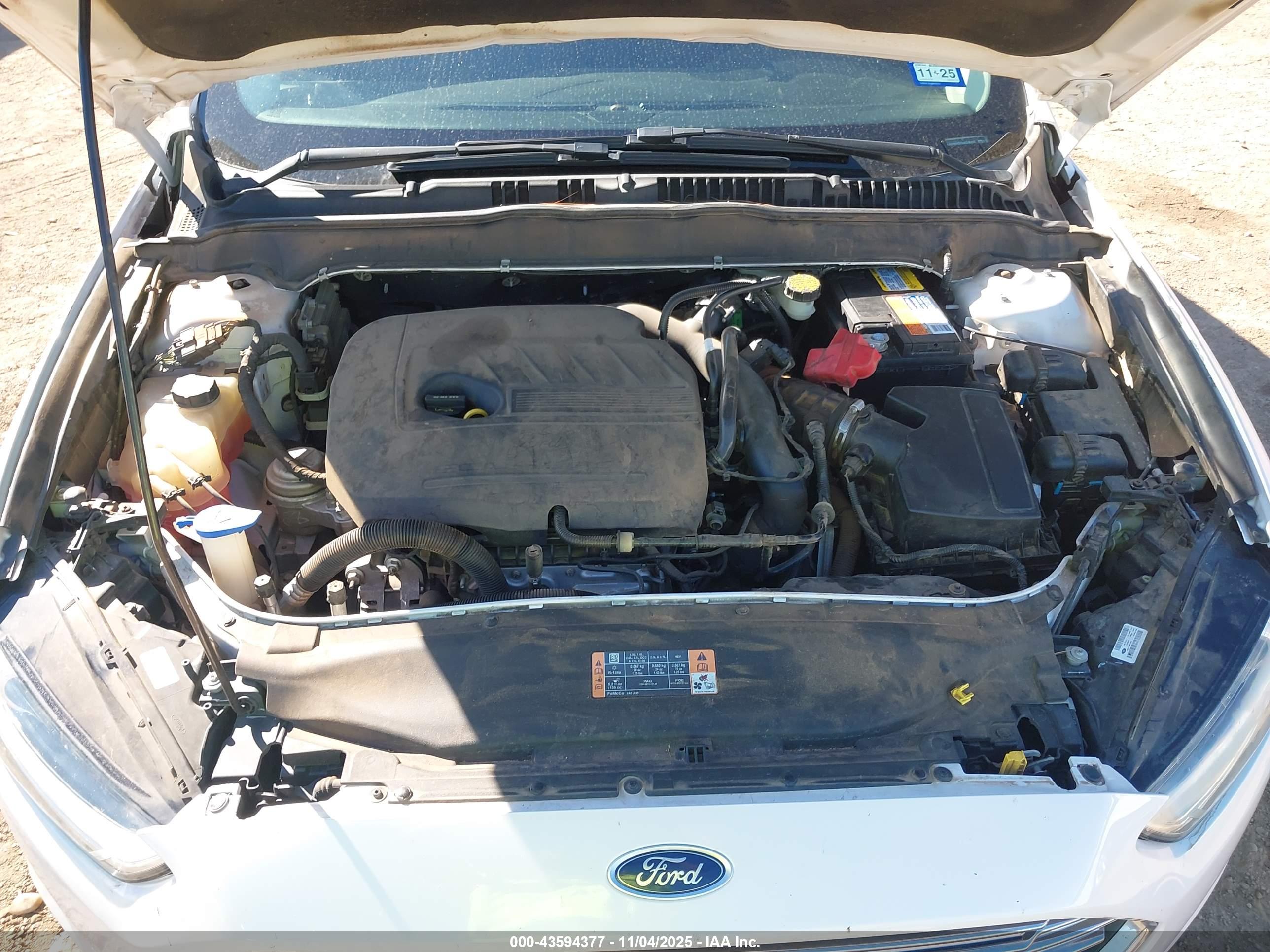FORD FUSION image 10