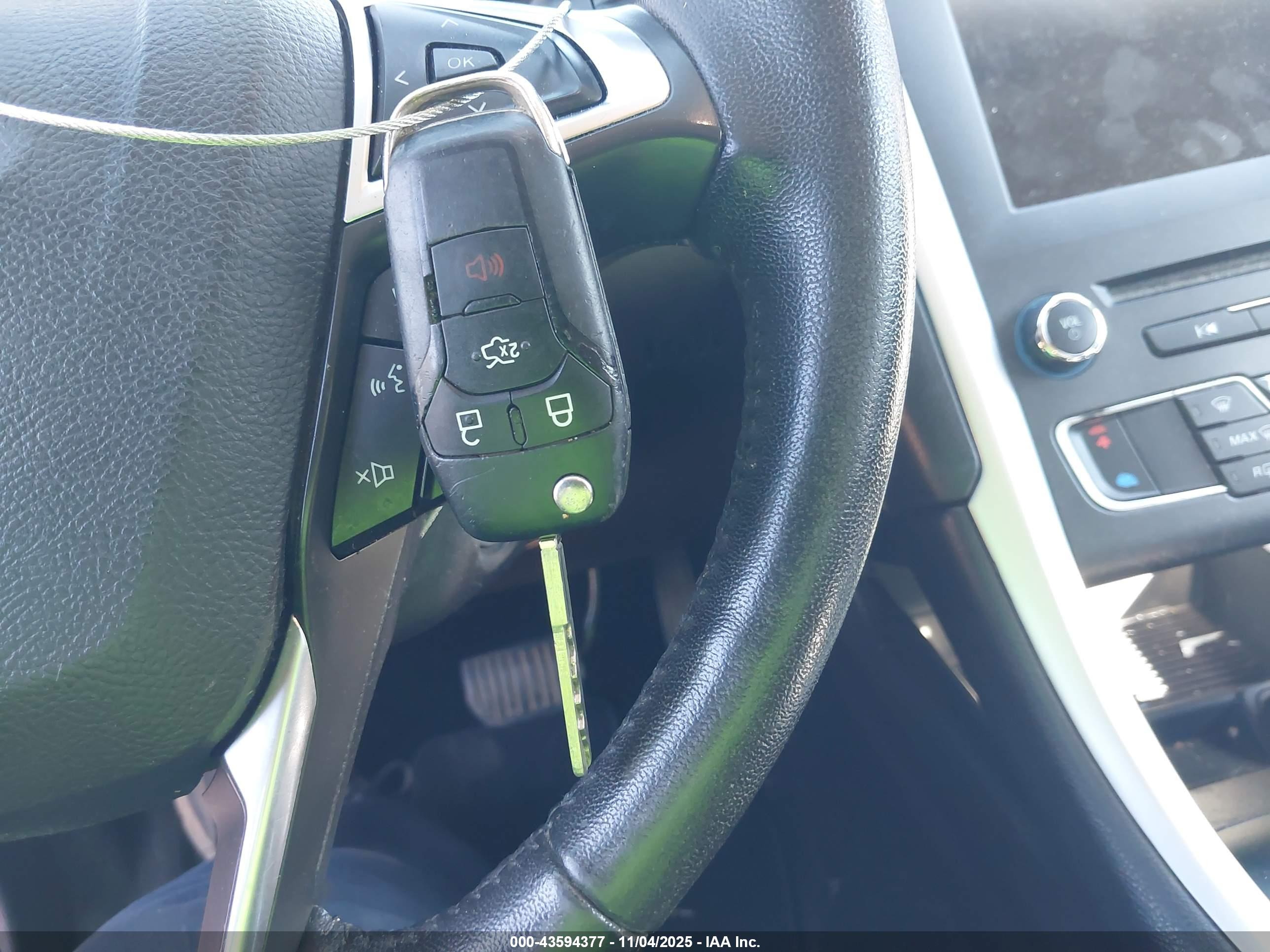 FORD FUSION image 11