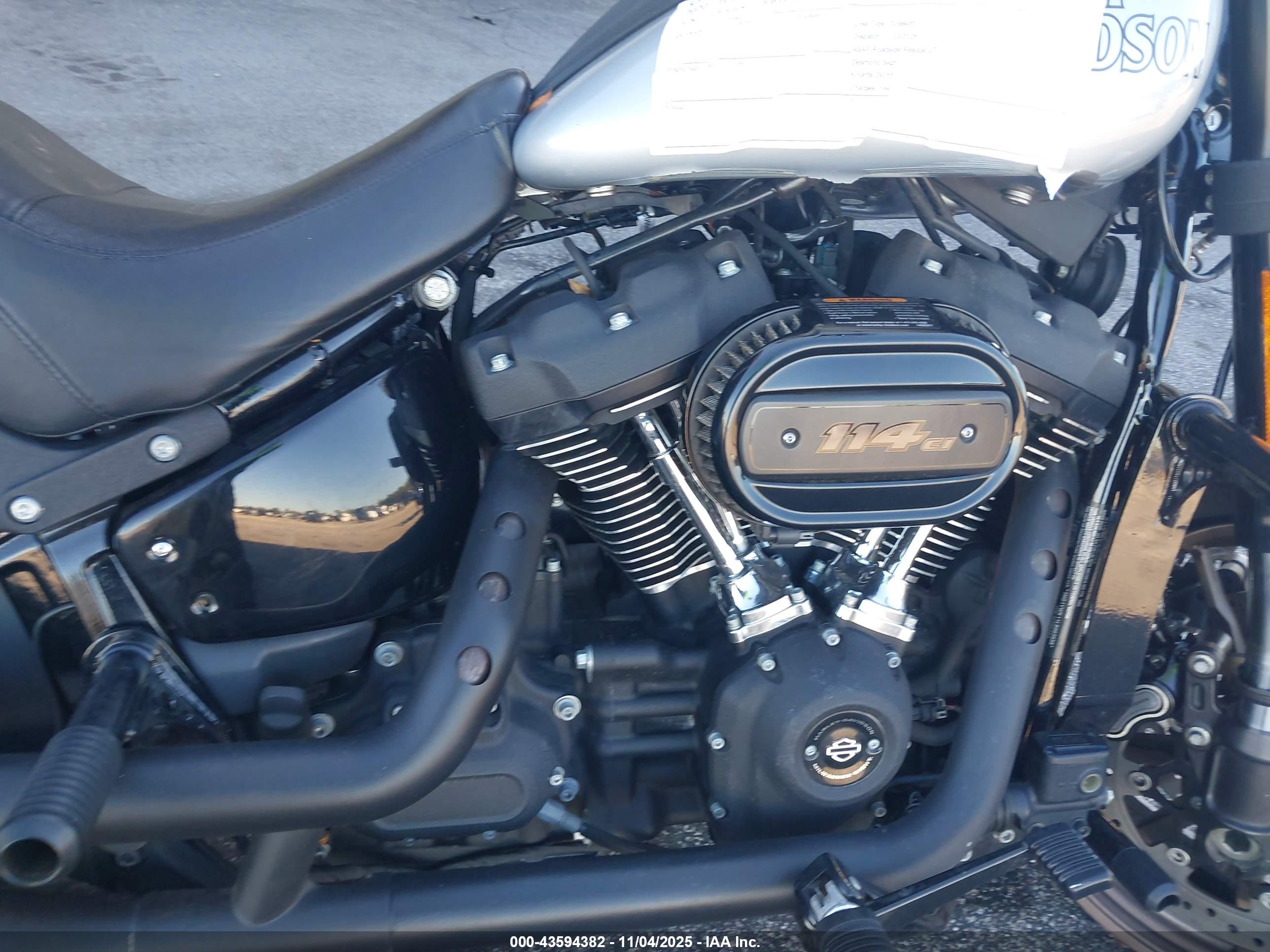 HARLEY-DAVIDSON FXLRS image 8