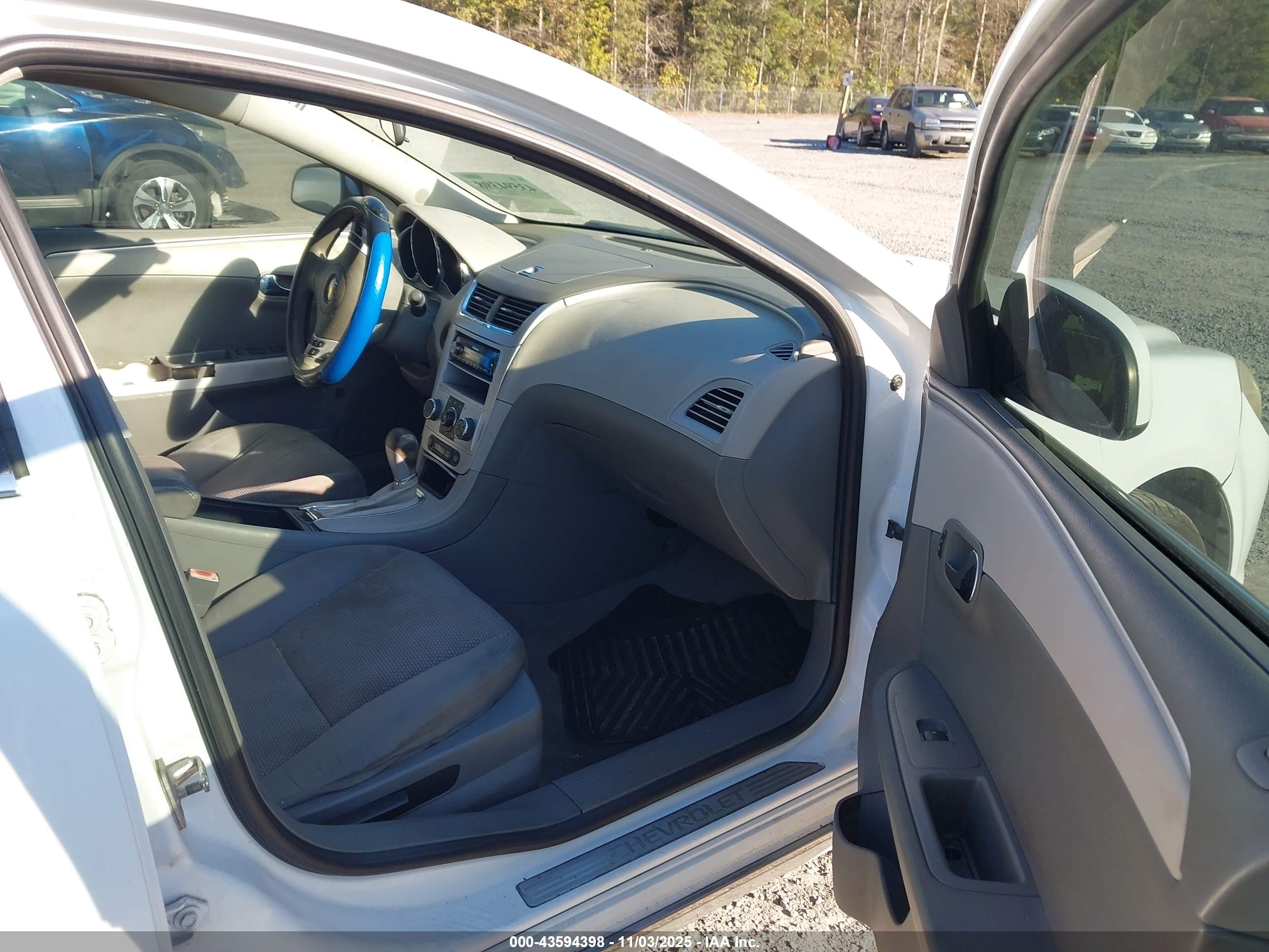 CHEVROLET MALIBU image 5
