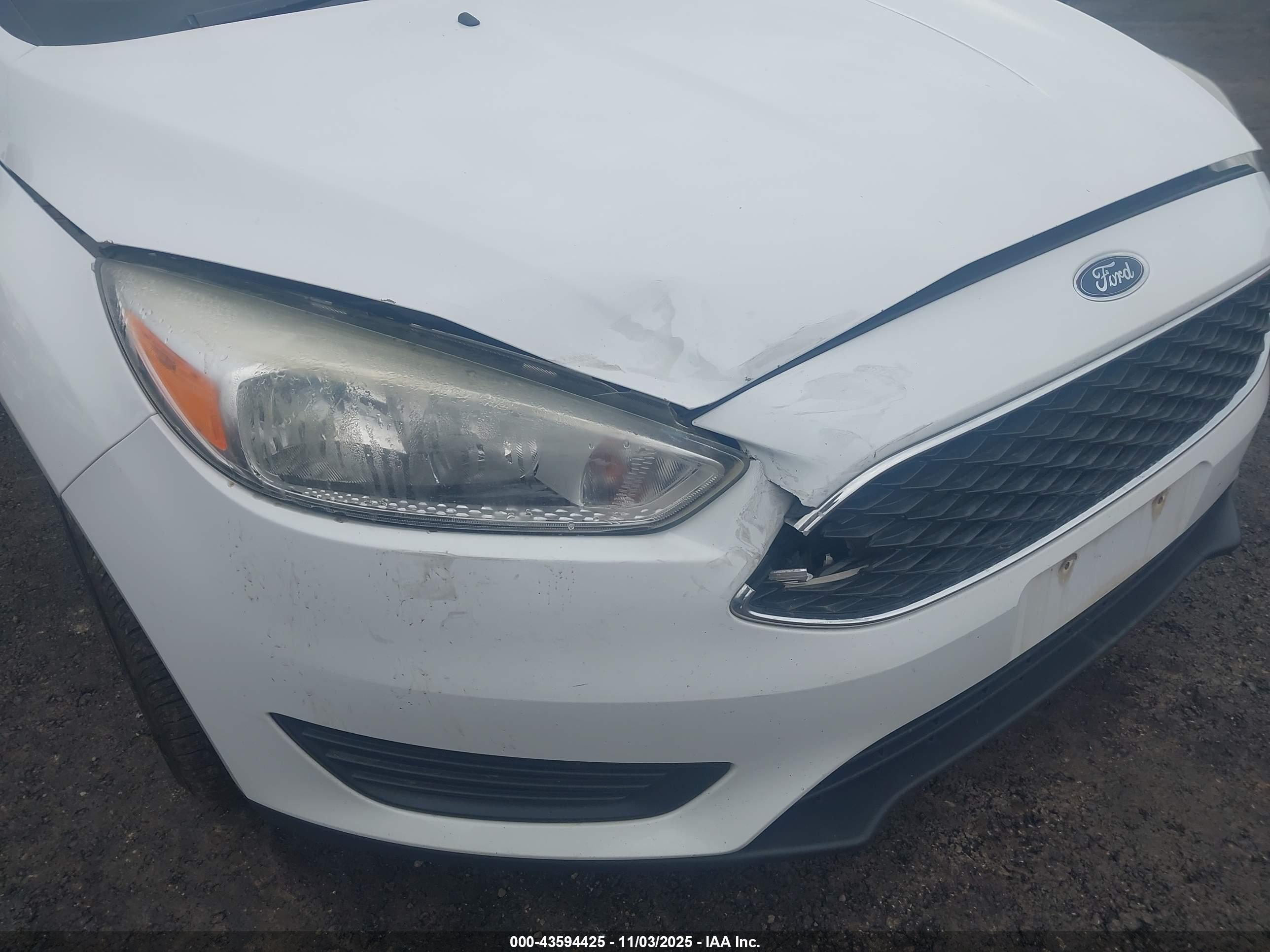 FORD FOCUS image 6