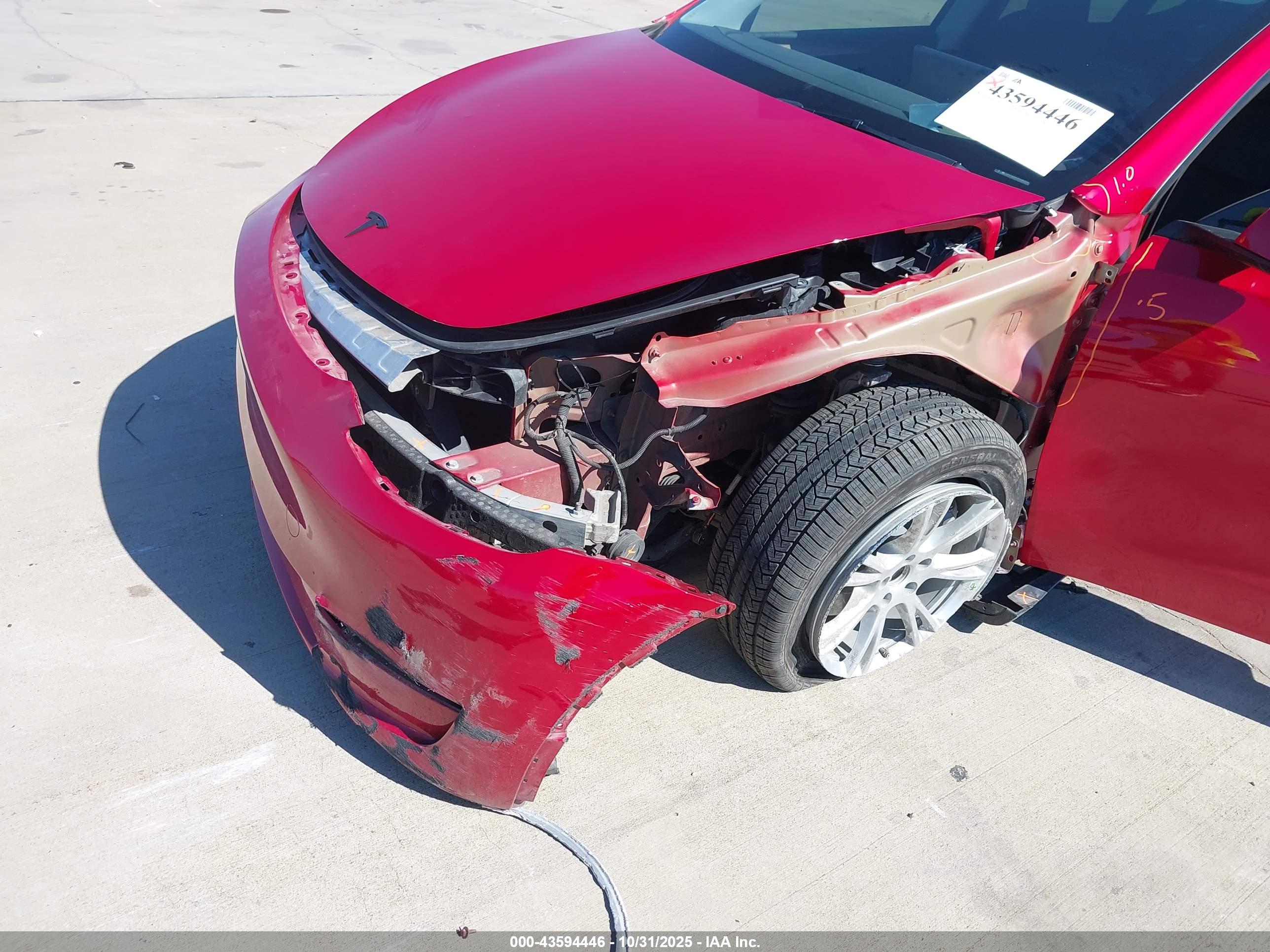 TESLA MODEL image 6
