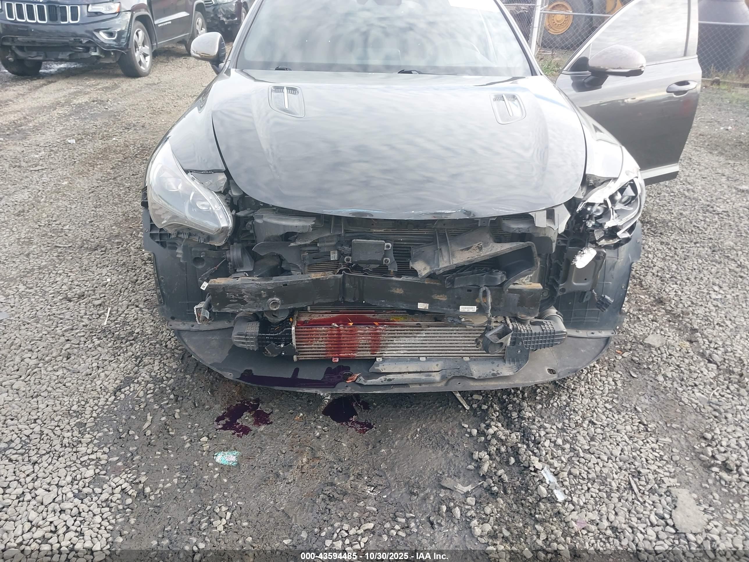 KIA STINGER image 6