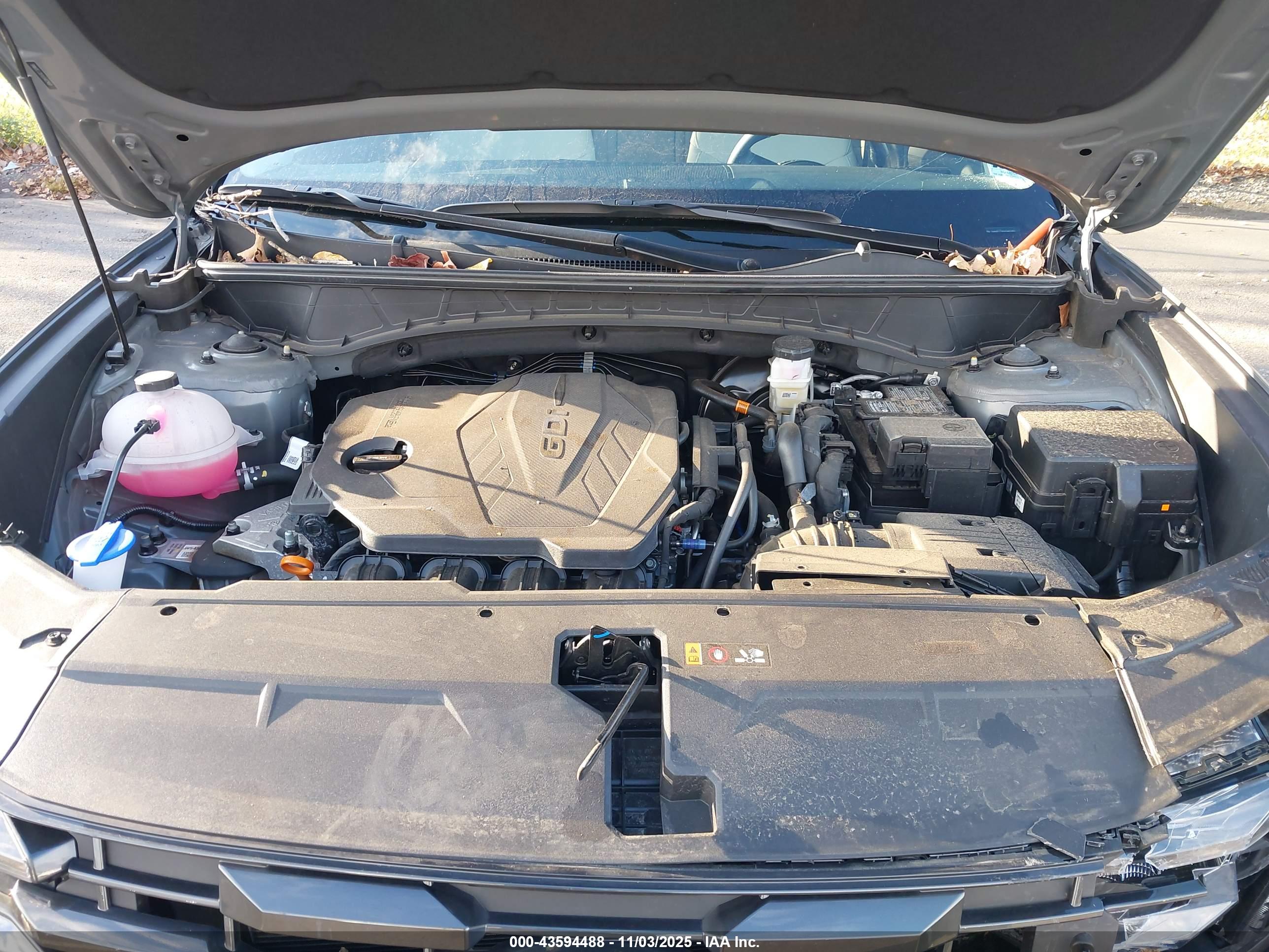 HYUNDAI TUCSON image 10