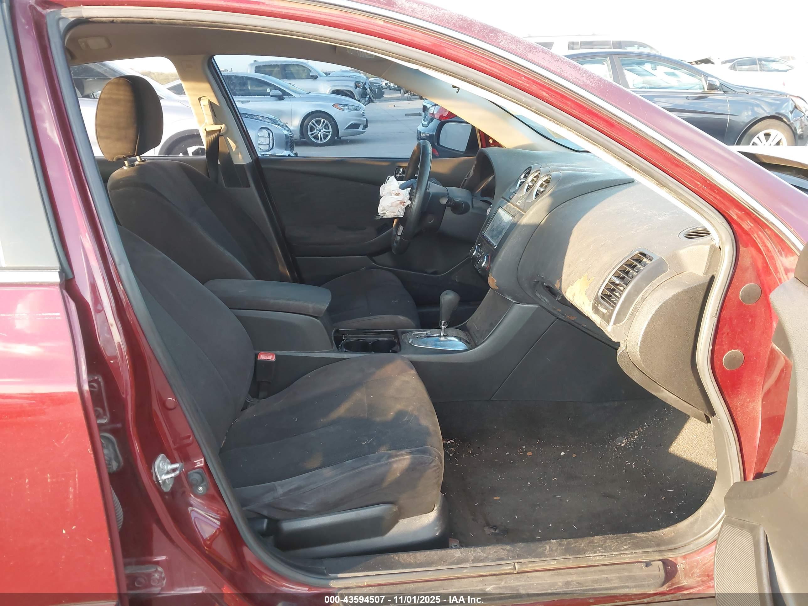 NISSAN ALTIMA image 5