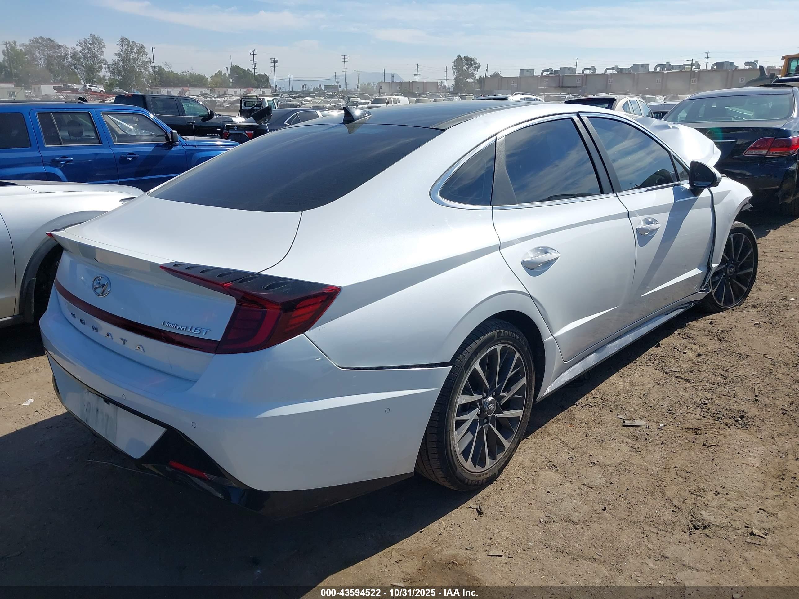 HYUNDAI SONATA image 4