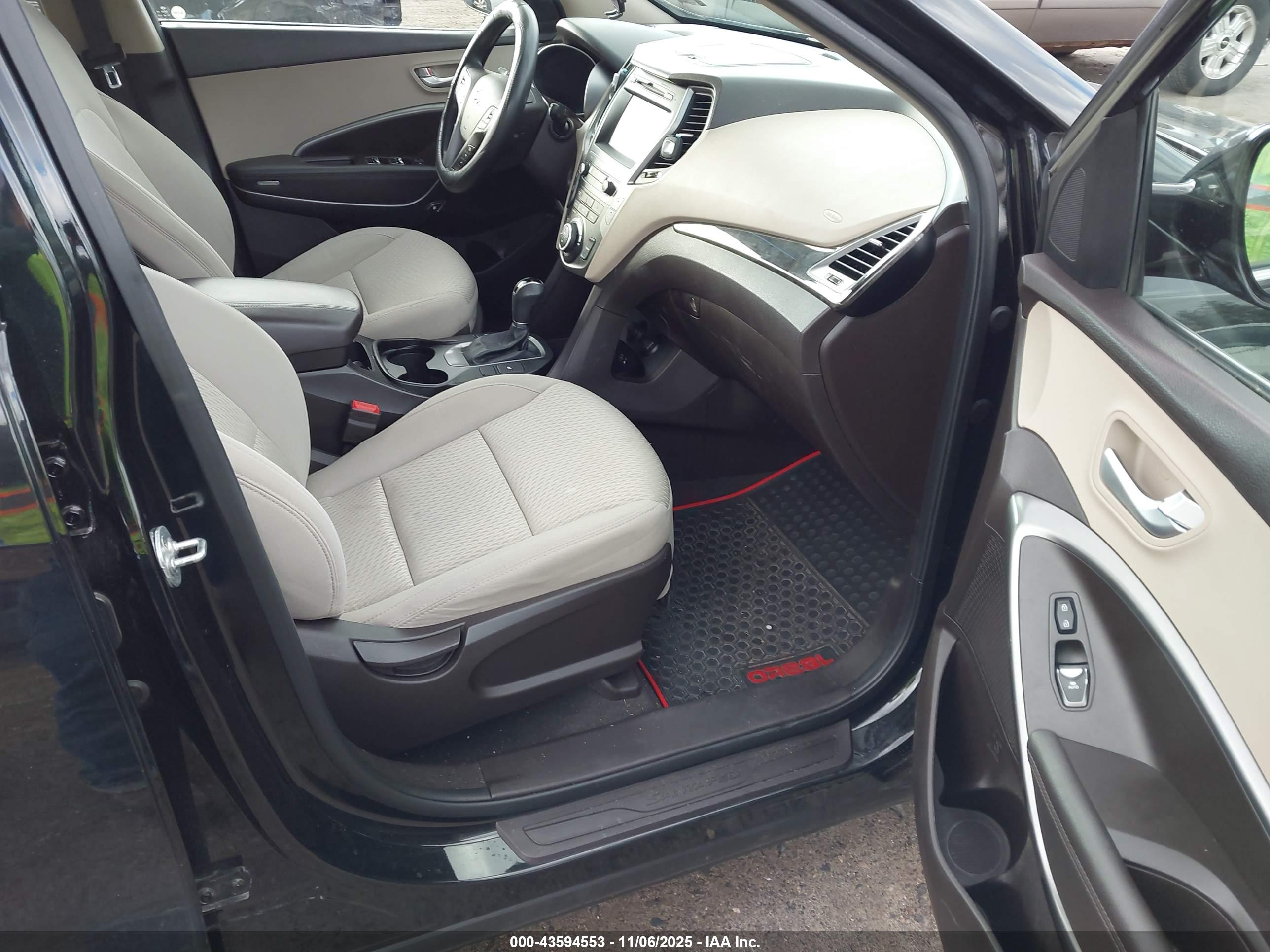 HYUNDAI SANTA image 5
