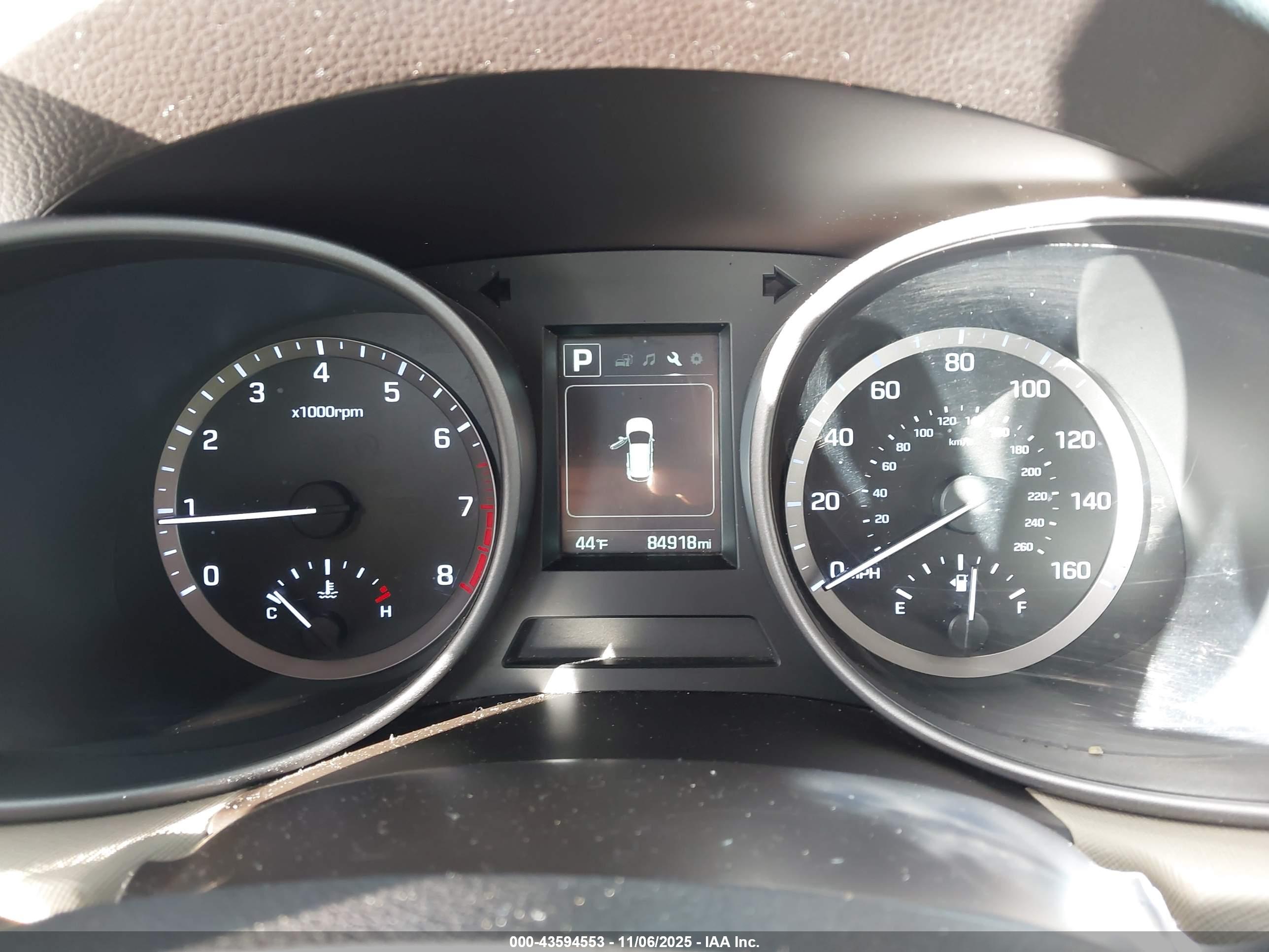 HYUNDAI SANTA image 7