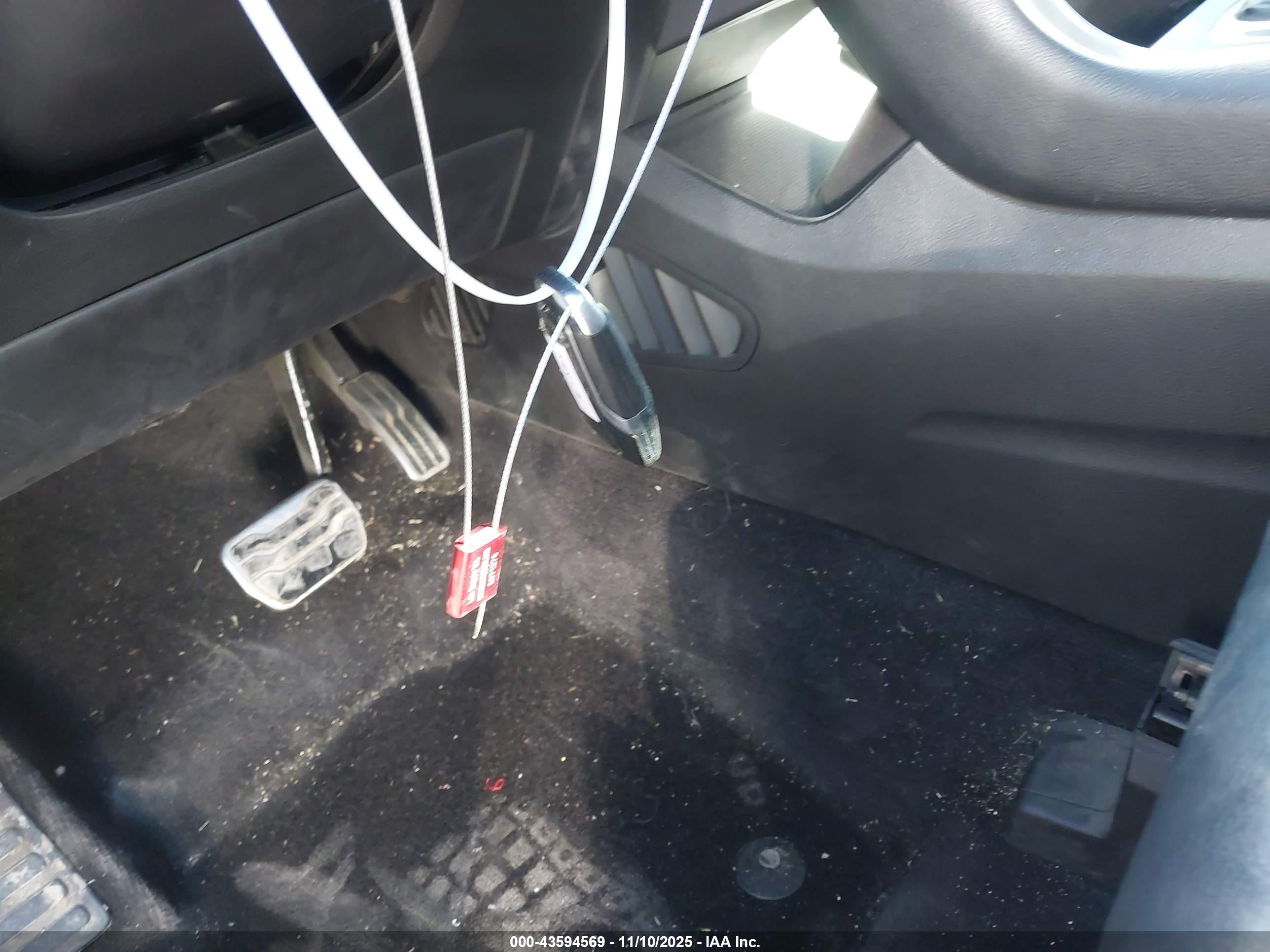 FORD EDGE image 11