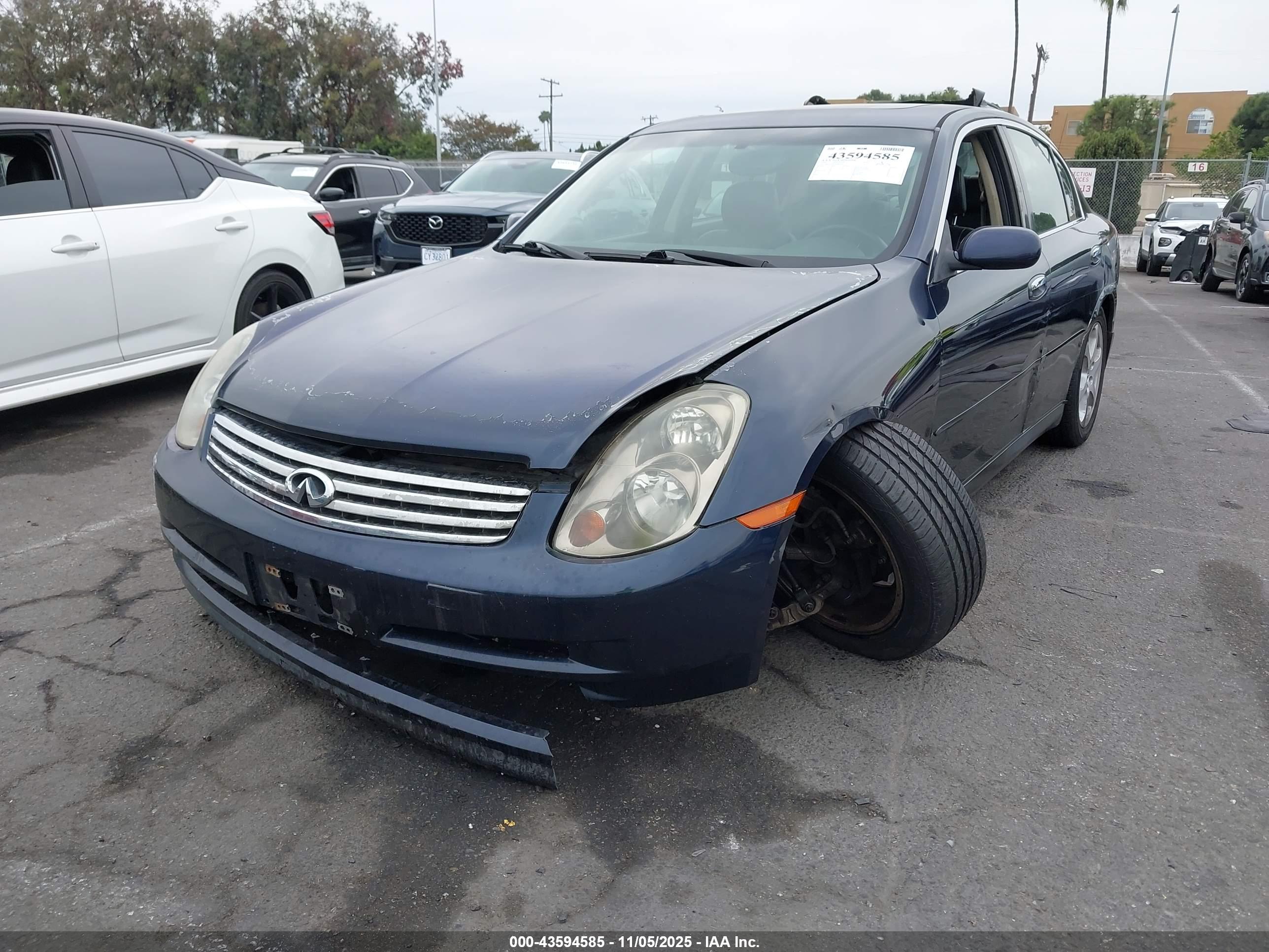 INFINITI G35 image 2