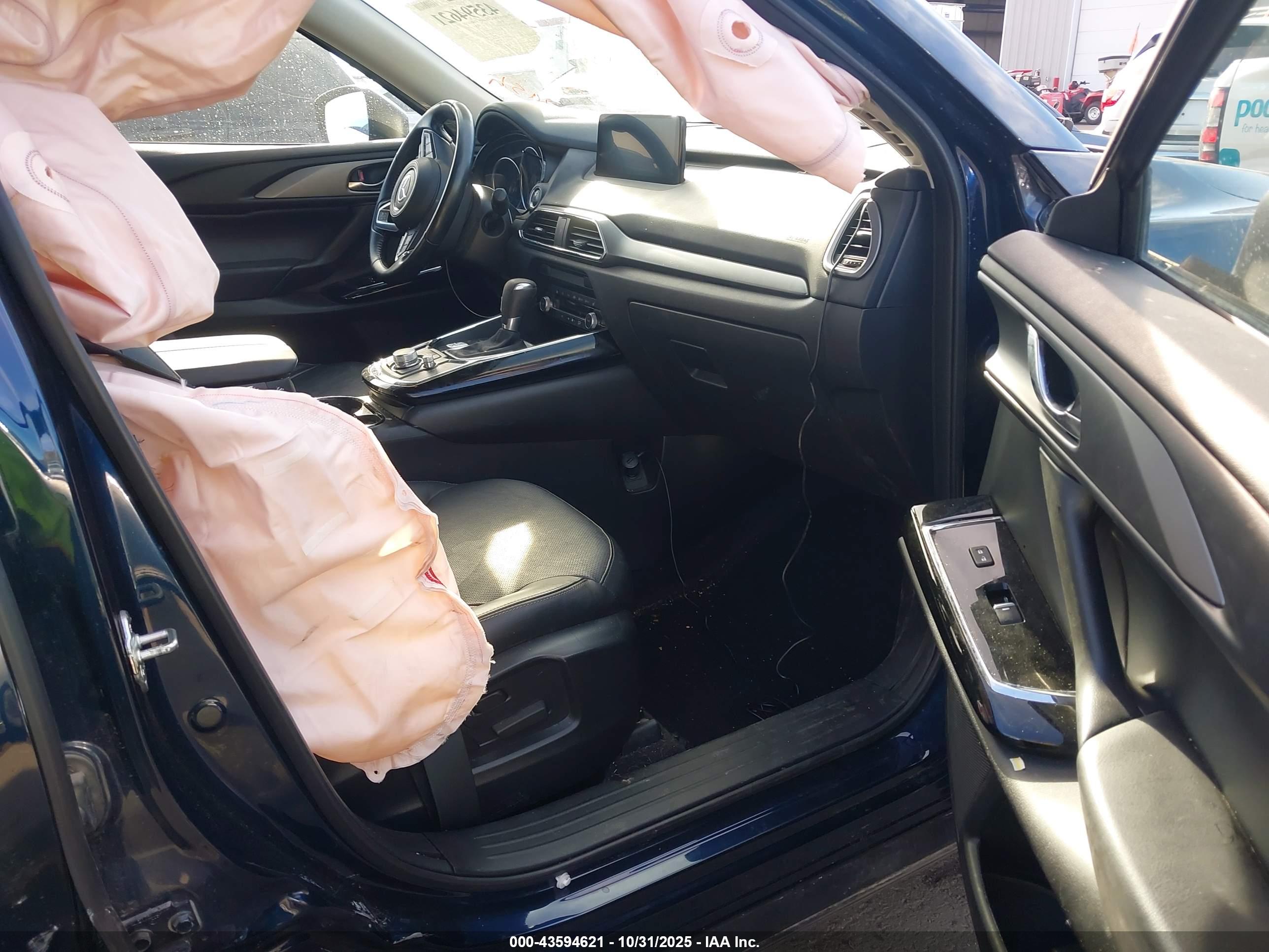 MAZDA CX-9 image 5