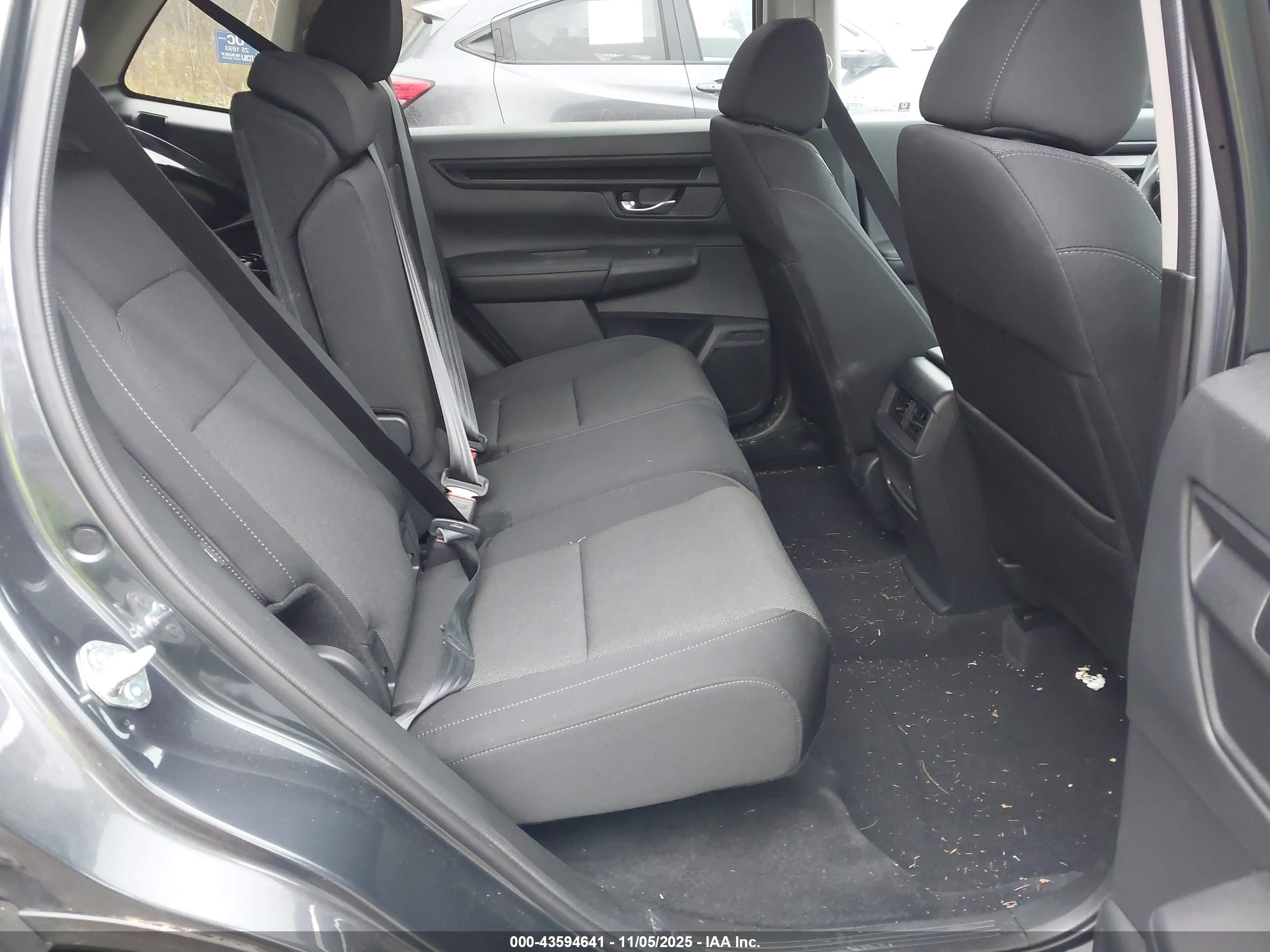 HONDA CR-V image 8