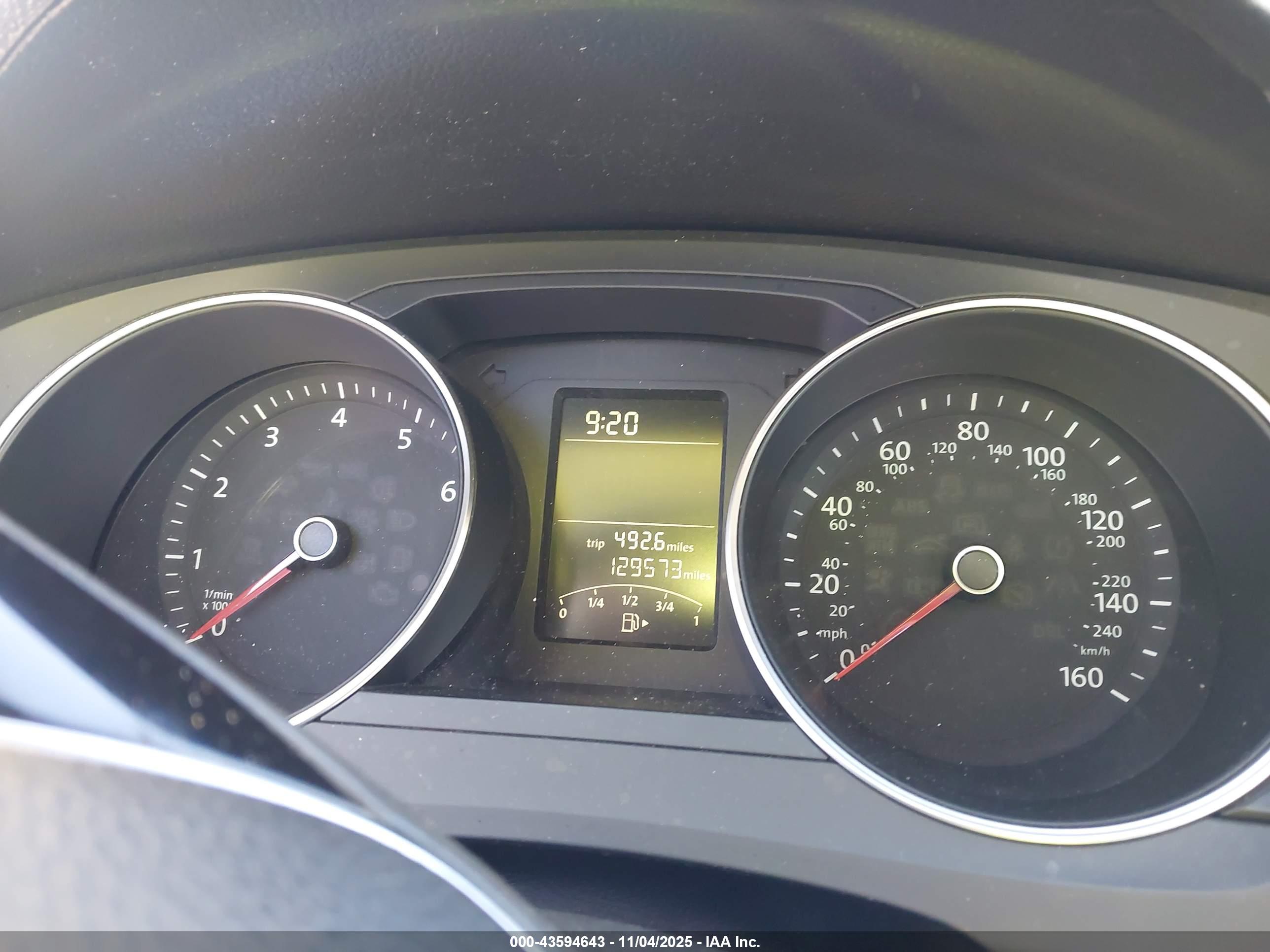 VOLKSWAGEN JETTA image 7