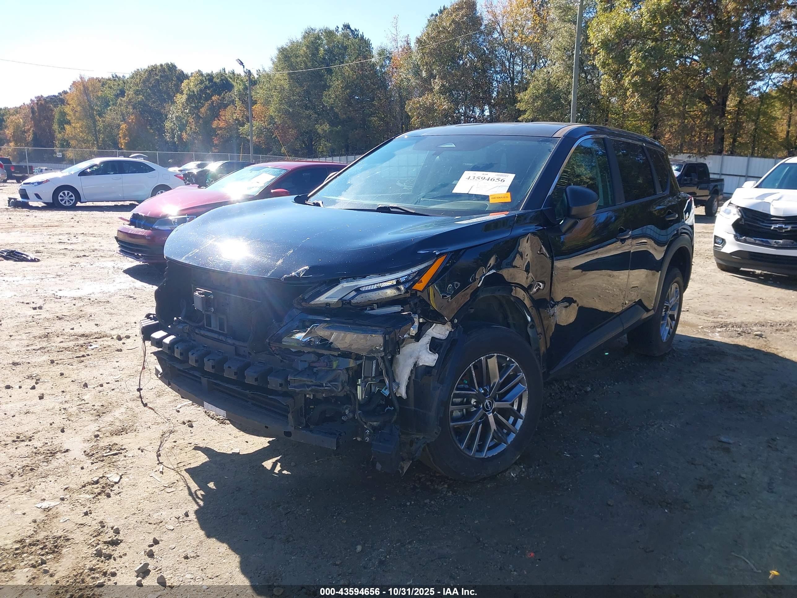 NISSAN ROGUE image 6