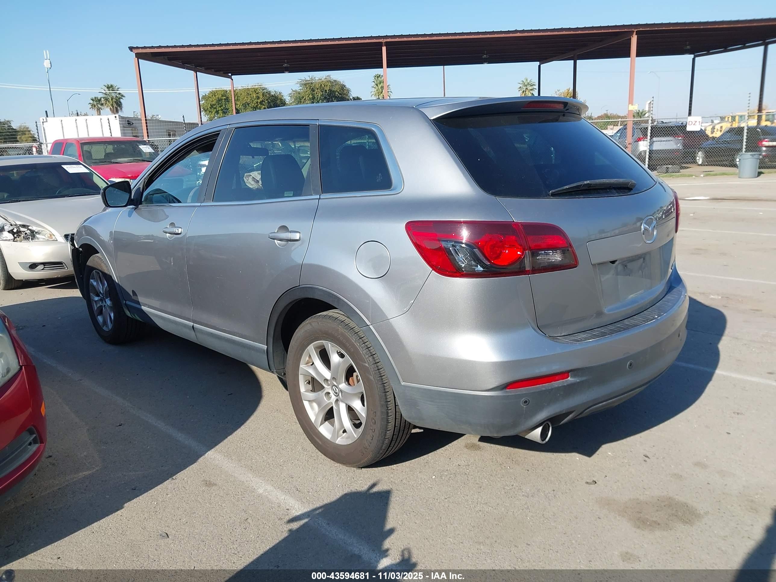 MAZDA CX-9 image 3