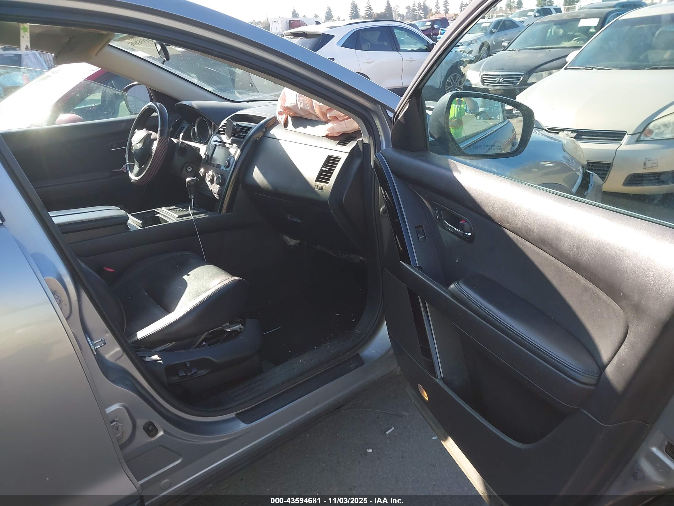 MAZDA CX-9 image 5