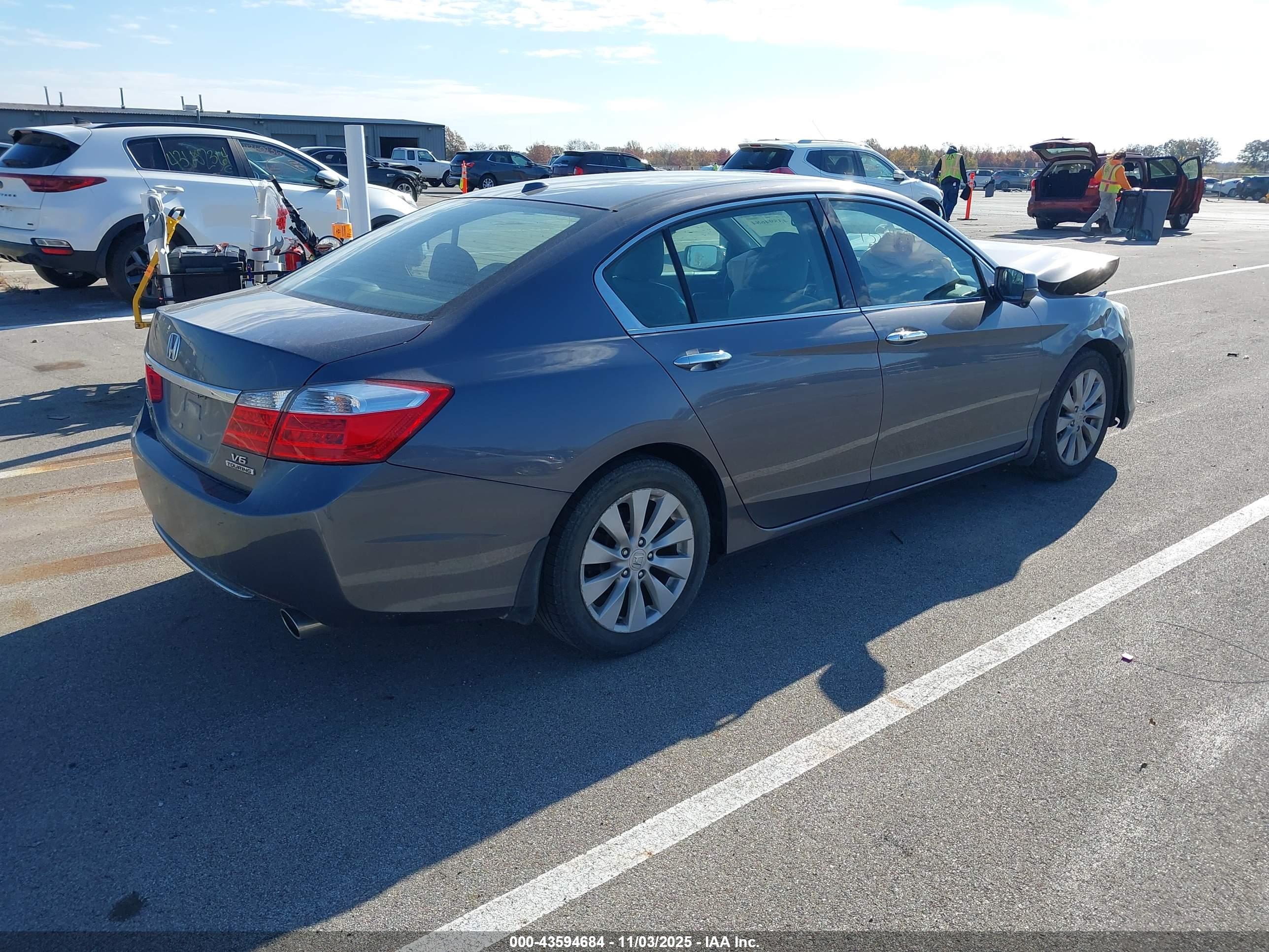 HONDA ACCORD image 4