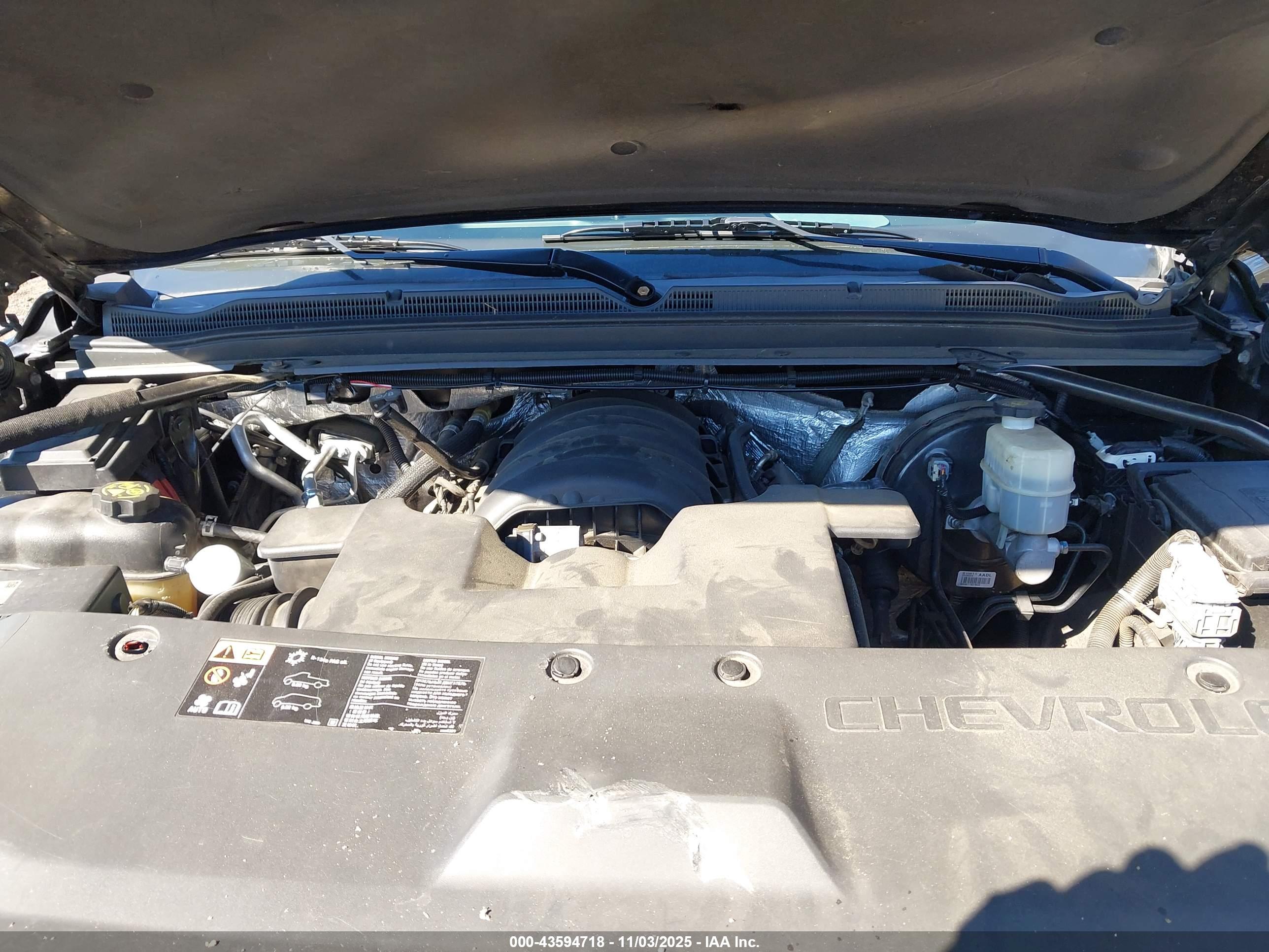 CHEVROLET TAHOE image 10