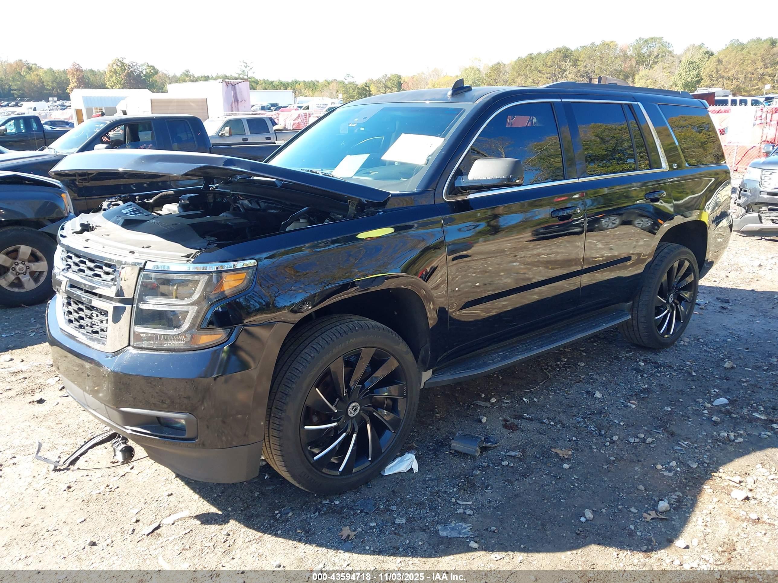 CHEVROLET TAHOE image 2