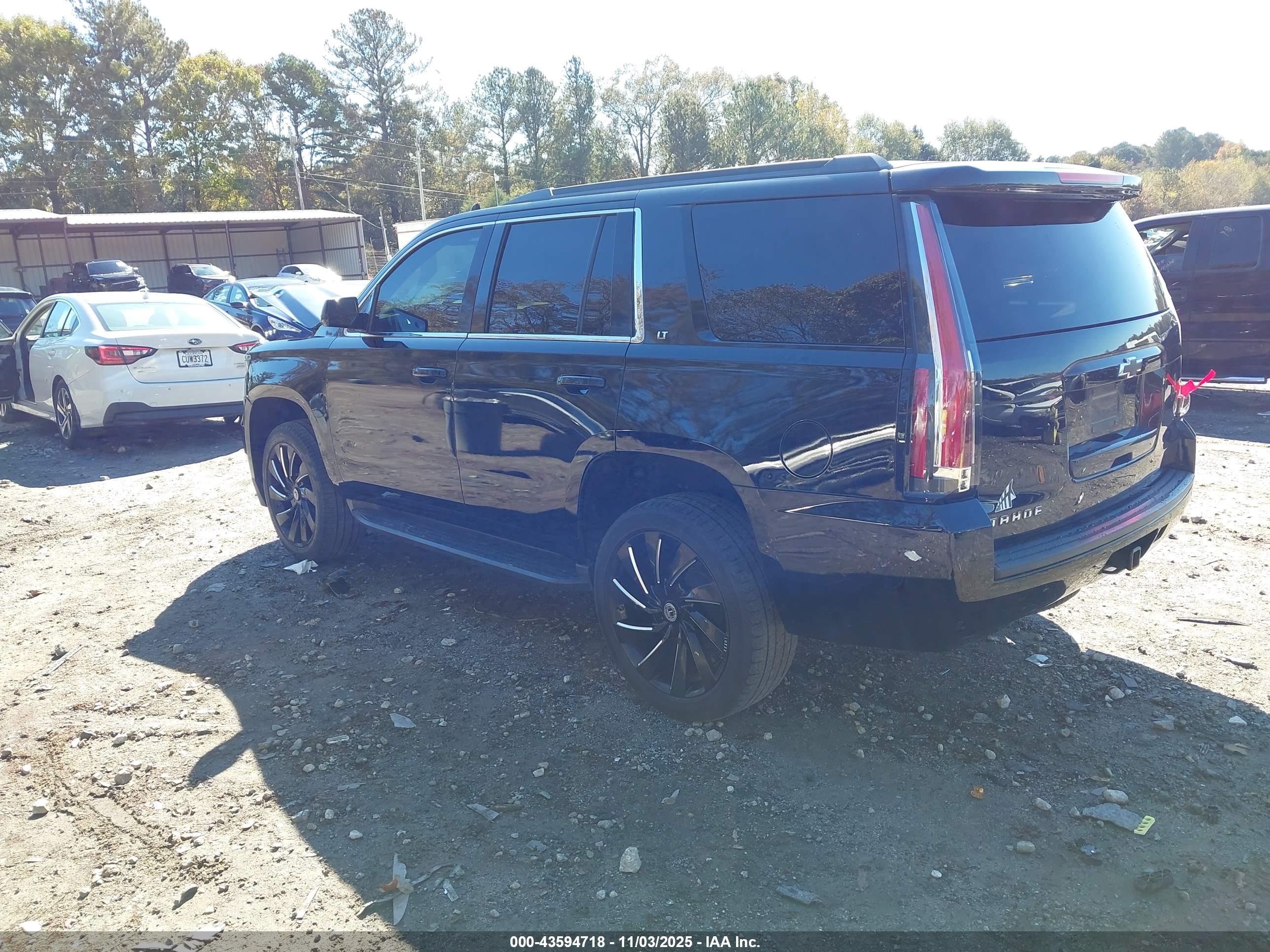 CHEVROLET TAHOE image 3