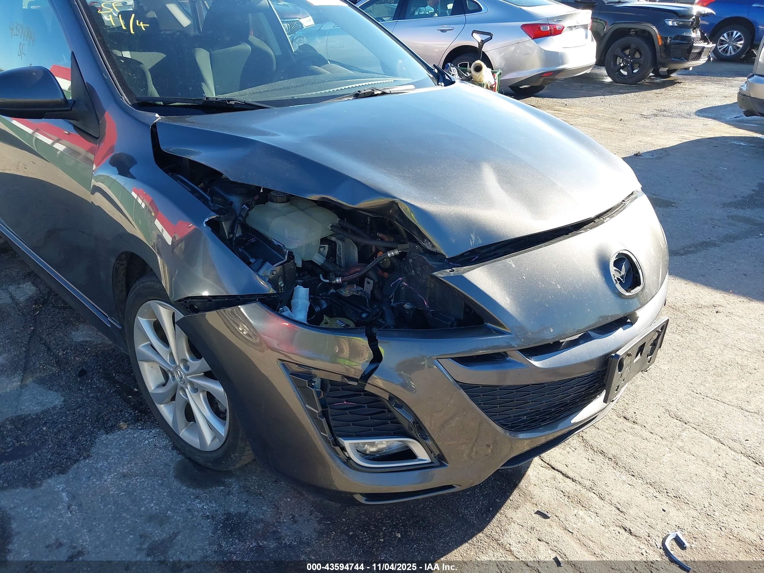 MAZDA MAZDA3 image 6