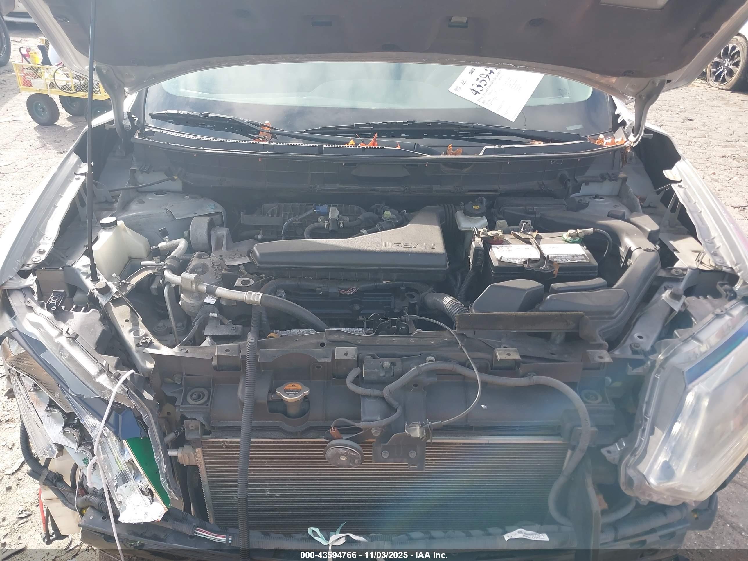 NISSAN ROGUE image 10
