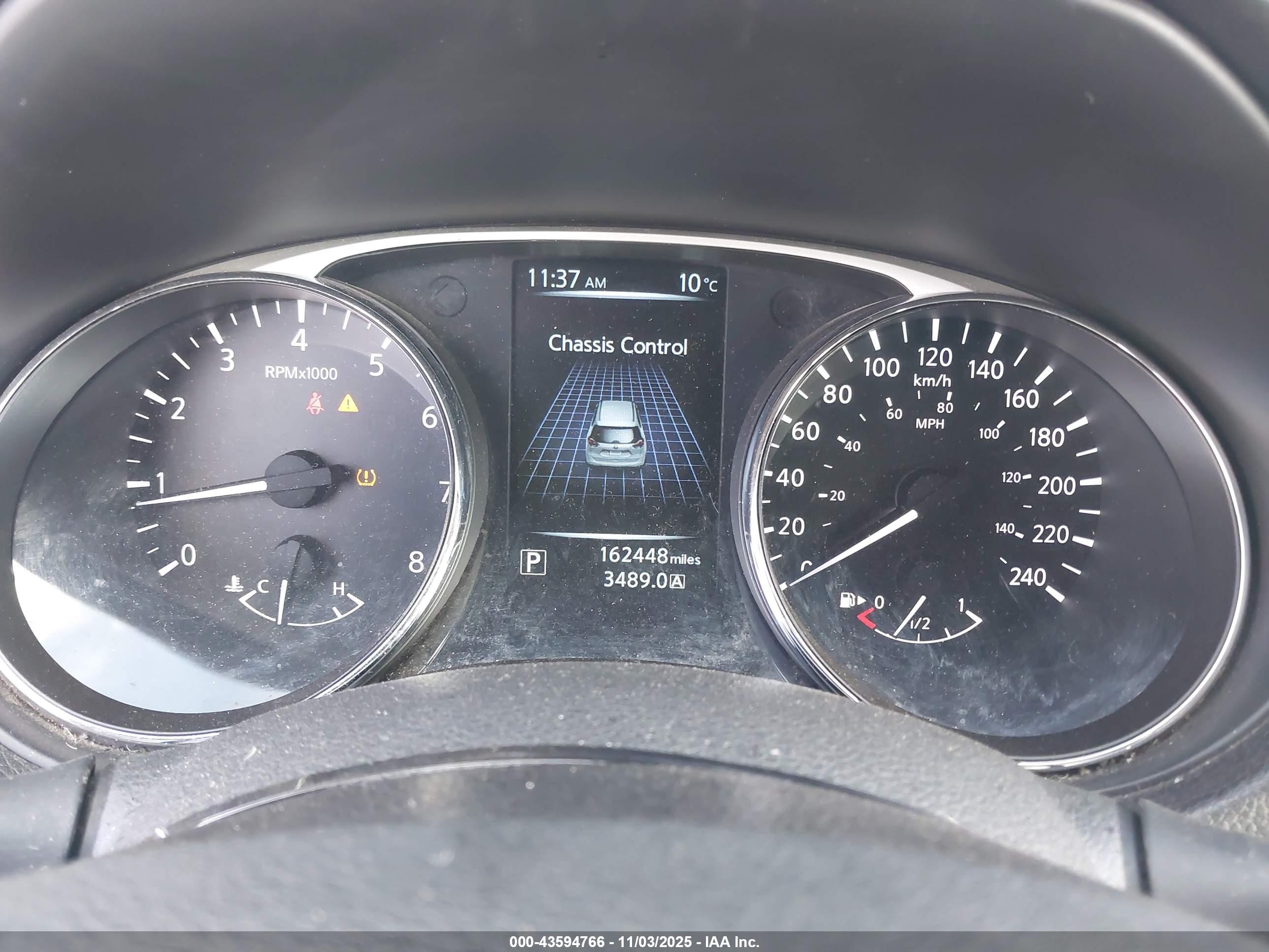 NISSAN ROGUE image 7