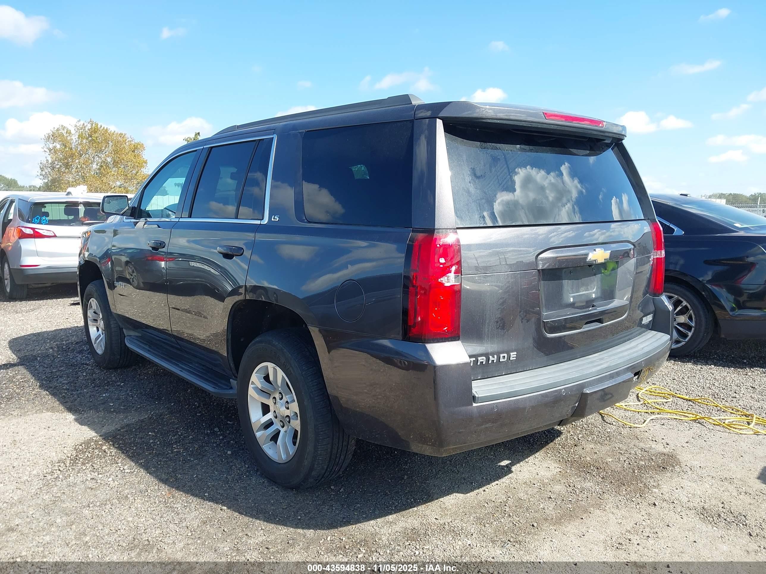 CHEVROLET TAHOE image 3