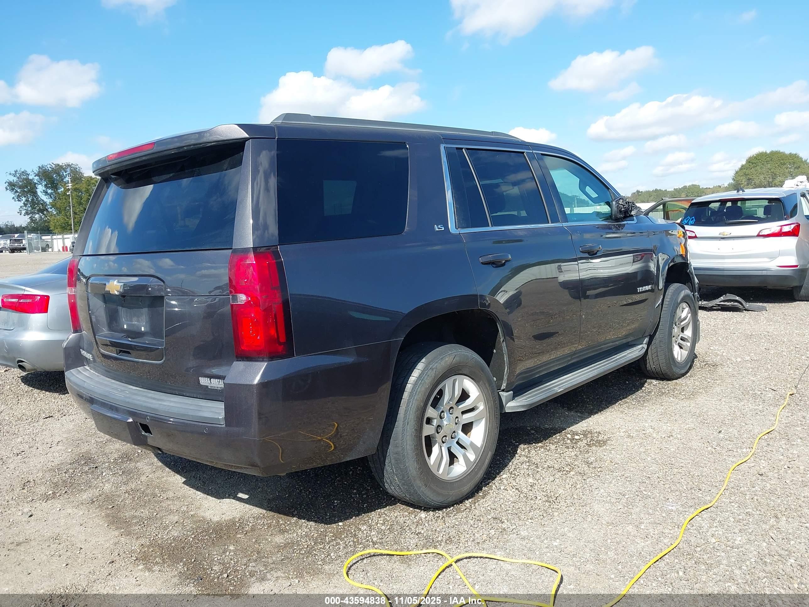 CHEVROLET TAHOE image 4