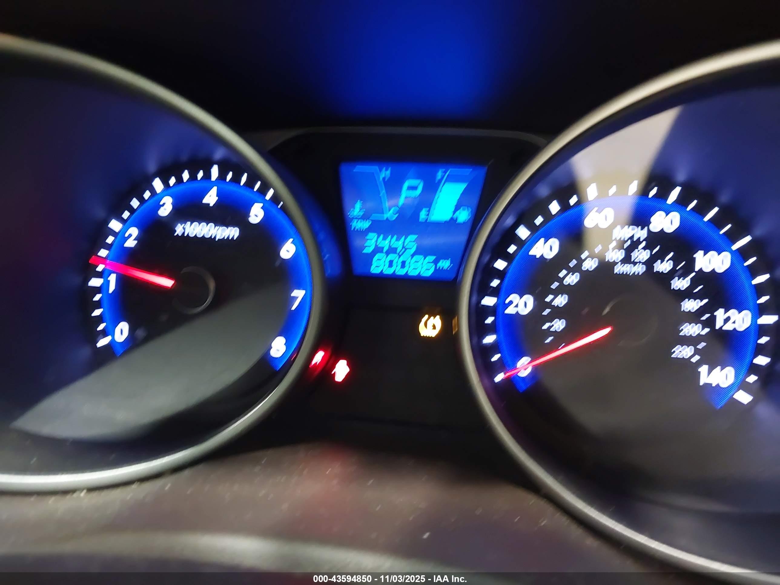 HYUNDAI TUCSON image 7