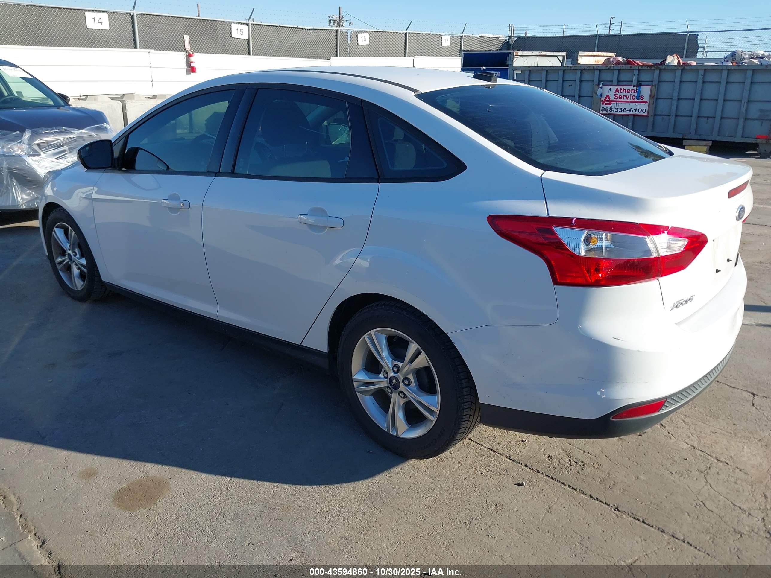 FORD FOCUS image 3