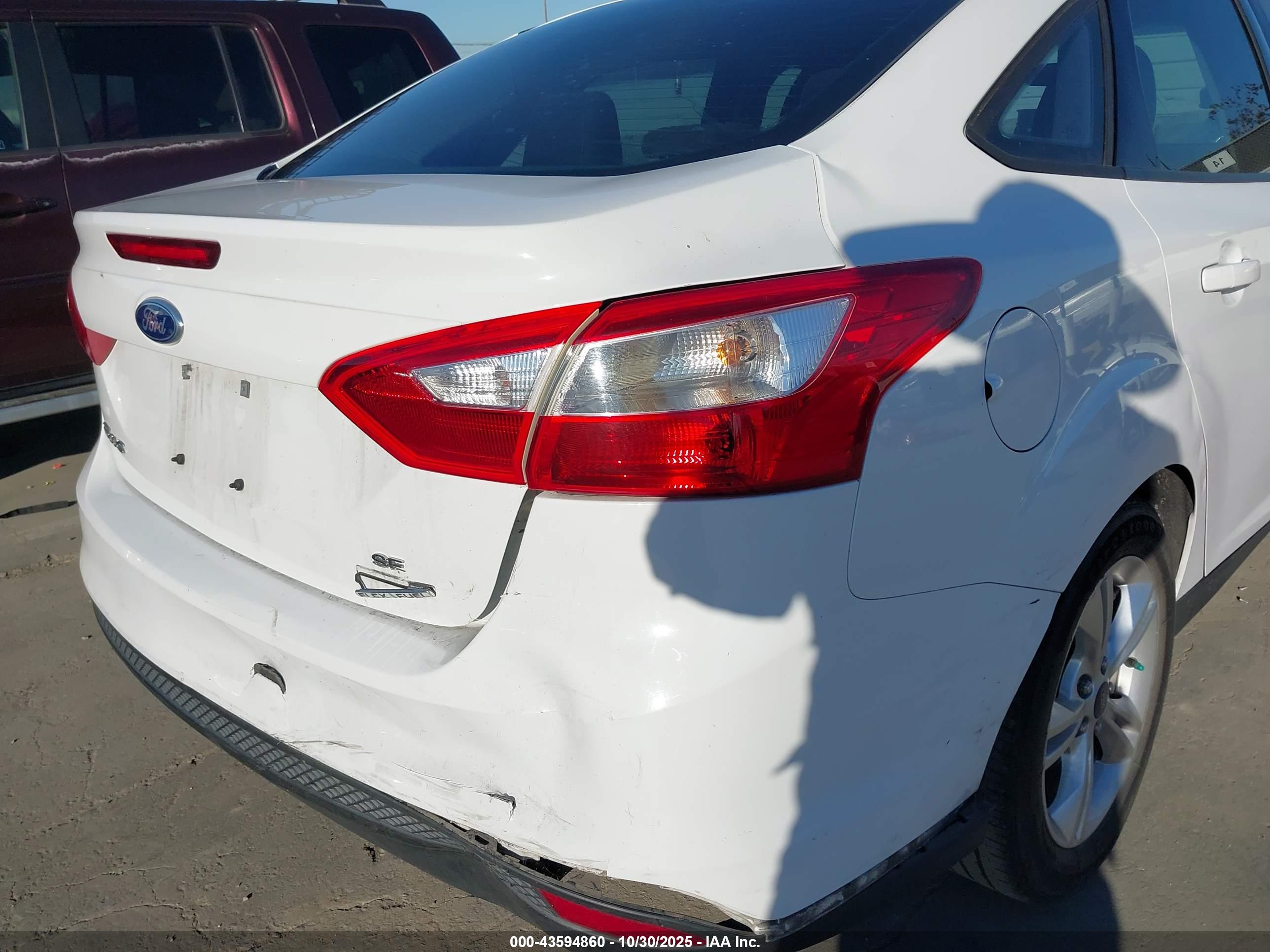 FORD FOCUS image 6