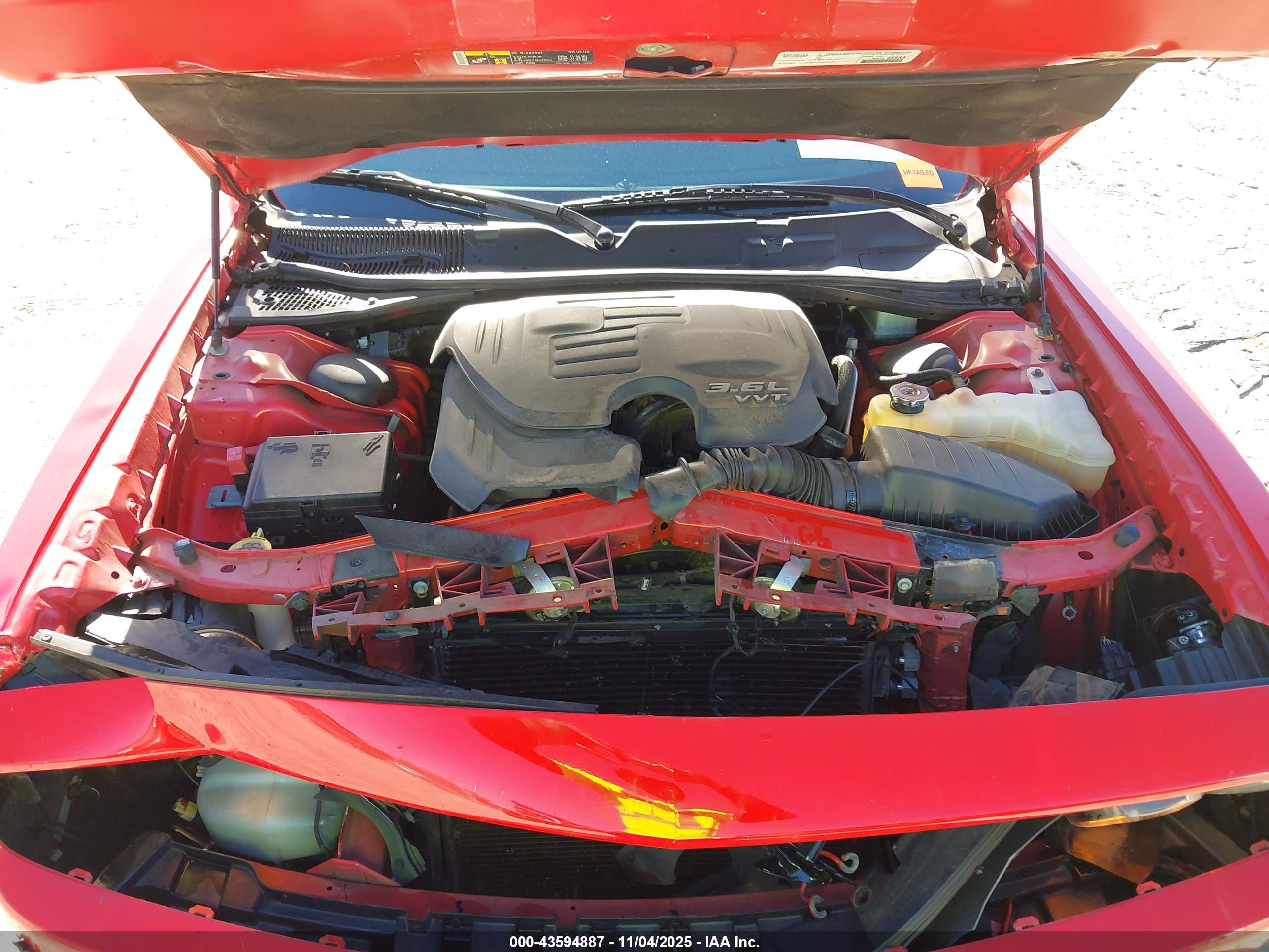 DODGE CHALLENGER image 10