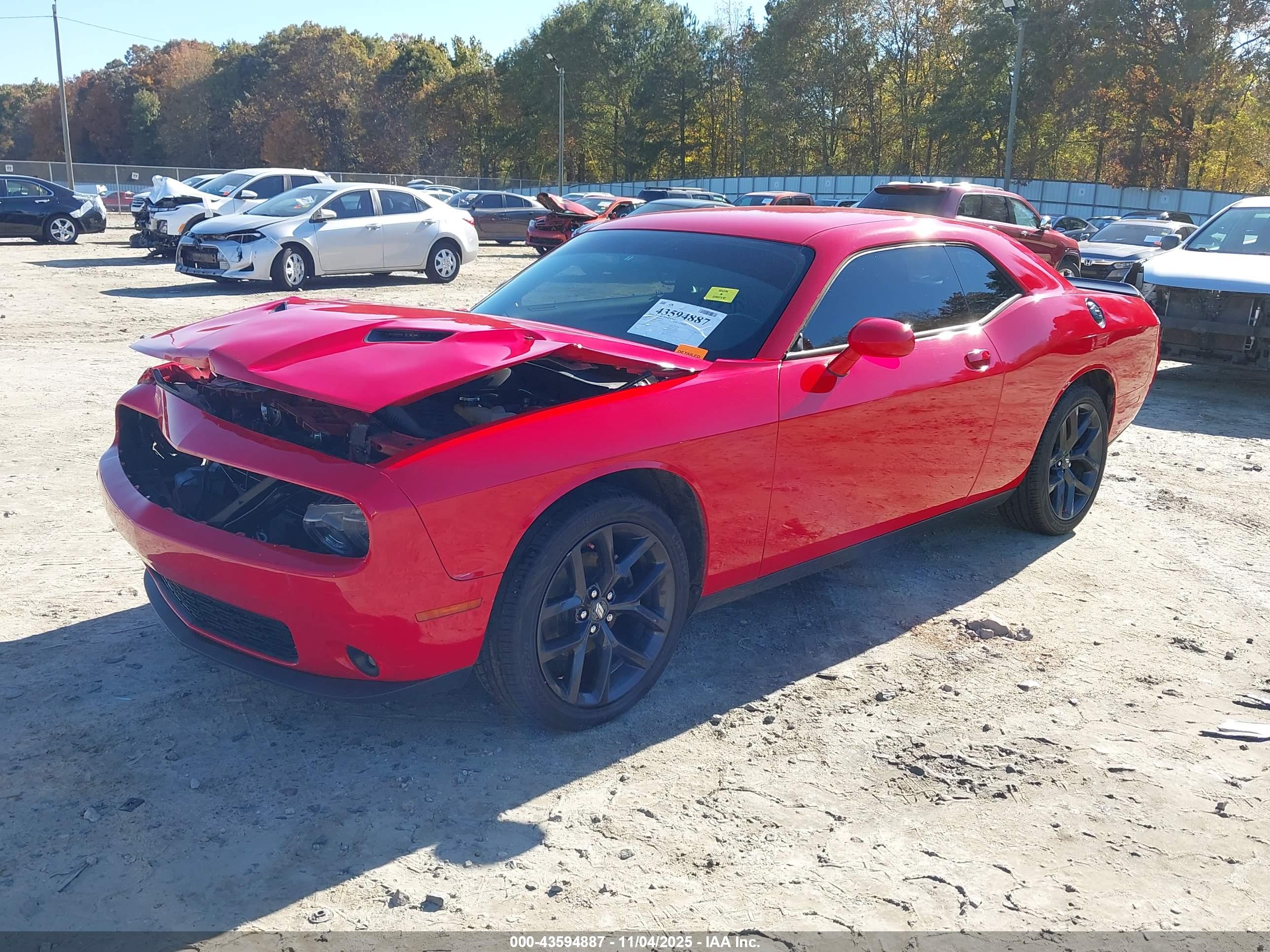 DODGE CHALLENGER image 2
