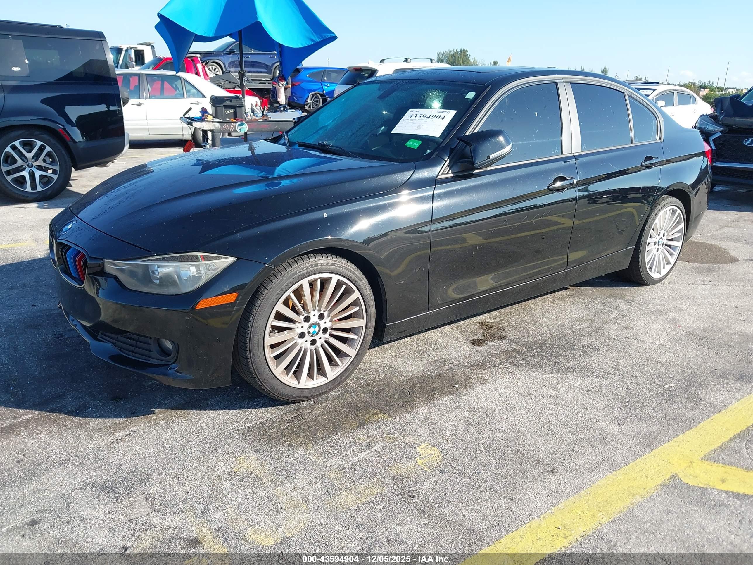 BMW 320I image 2