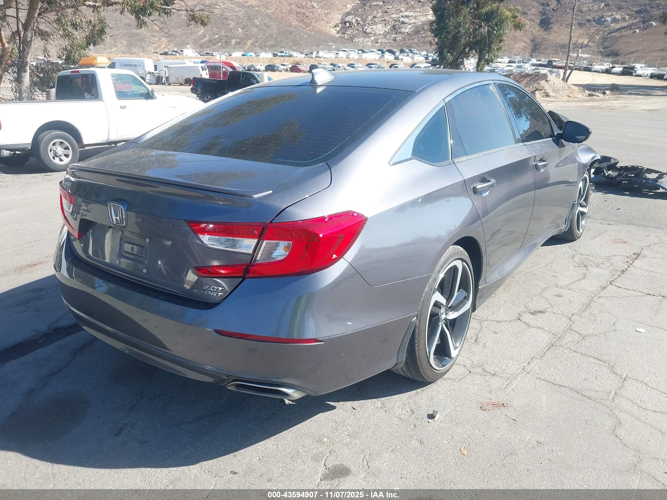 HONDA ACCORD image 4