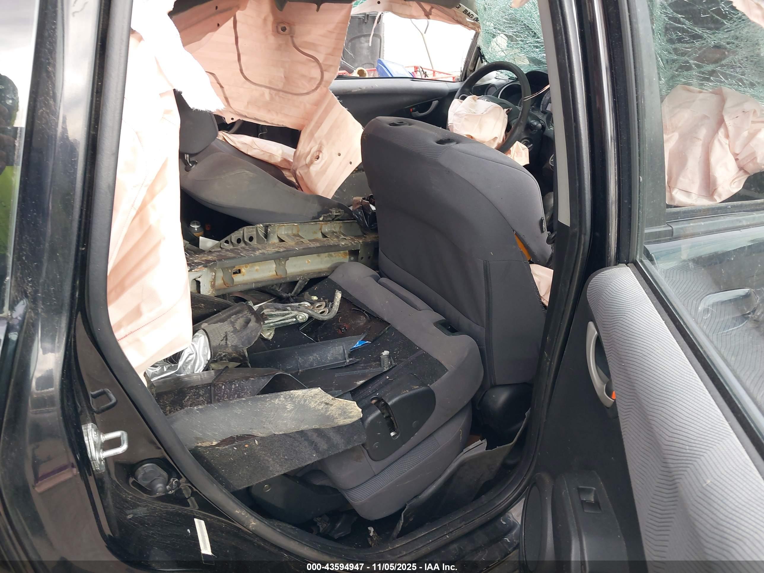 HONDA FIT image 8