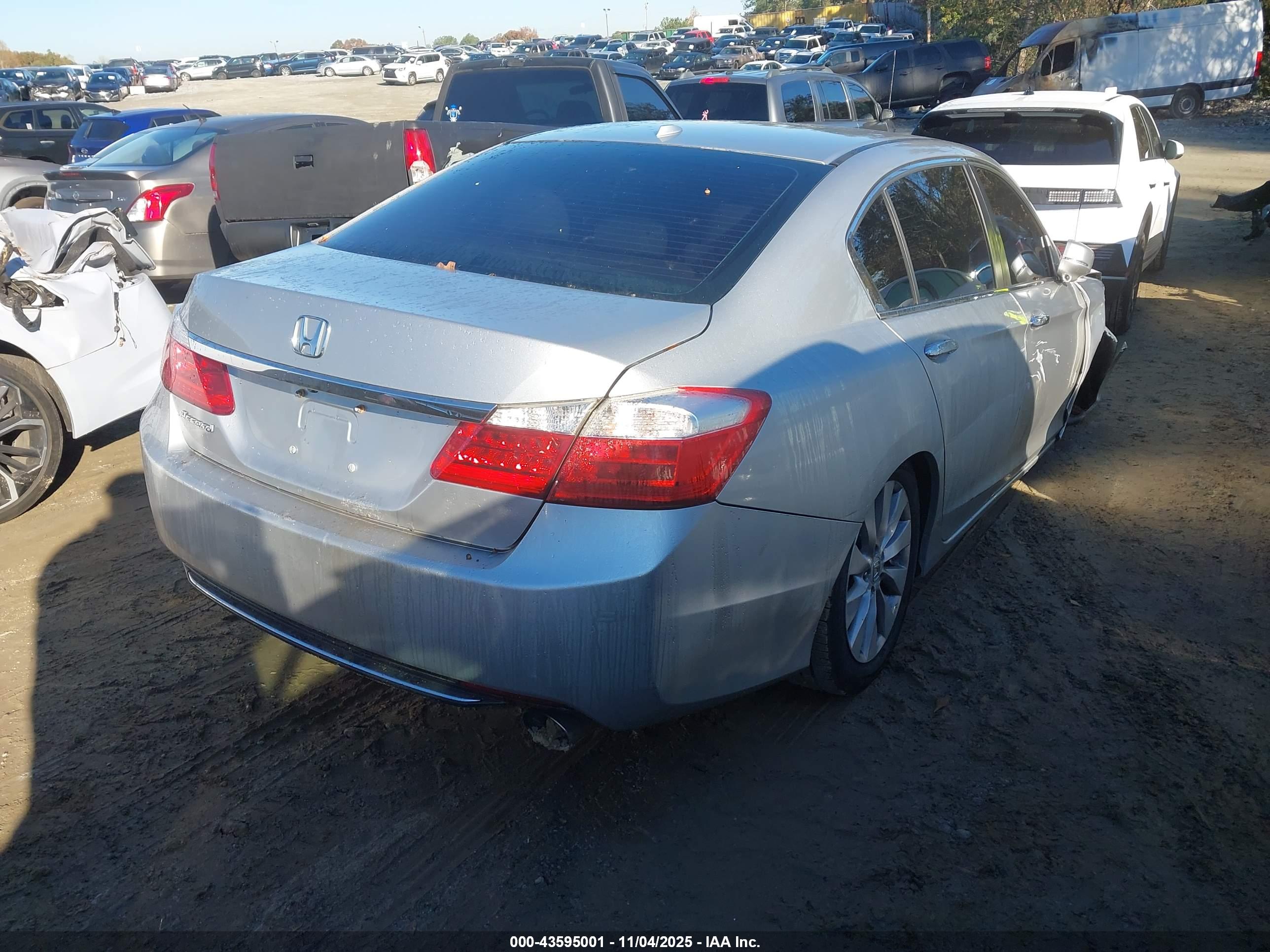 HONDA ACCORD image 4